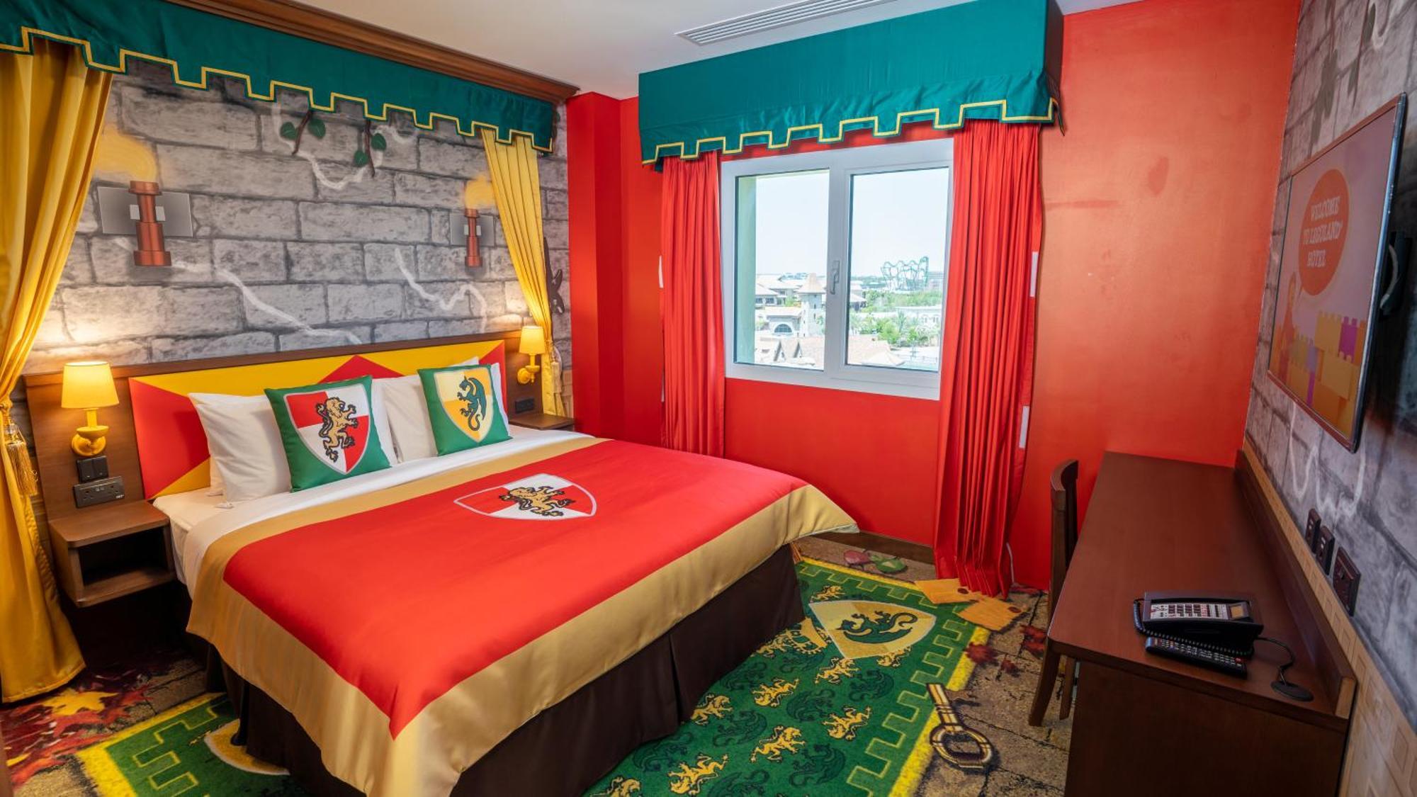 KINGDOM Fully Themed Family Suite Complimentary Park Access Creative Workshops Room Treasure Hunt Kids Activities,1459247200:JPEG