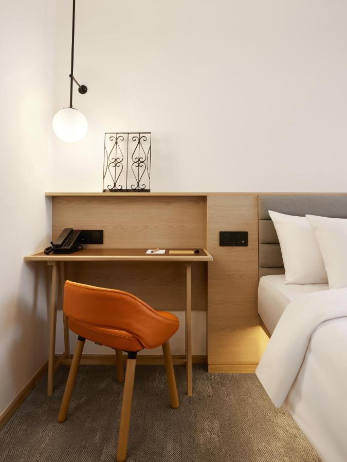 Cosy King City View