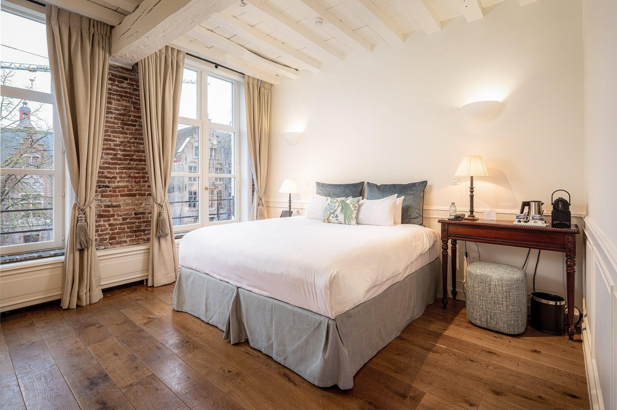 Executive Room Canal View