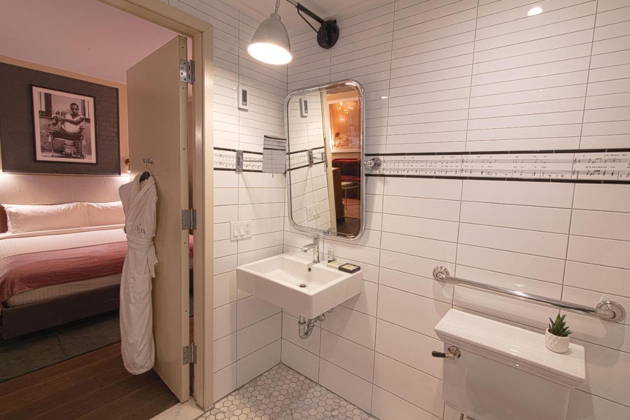 Deluxe met 1 Queensize Bed - Geschikt voor Gasten met een Lichamelijke Beperking