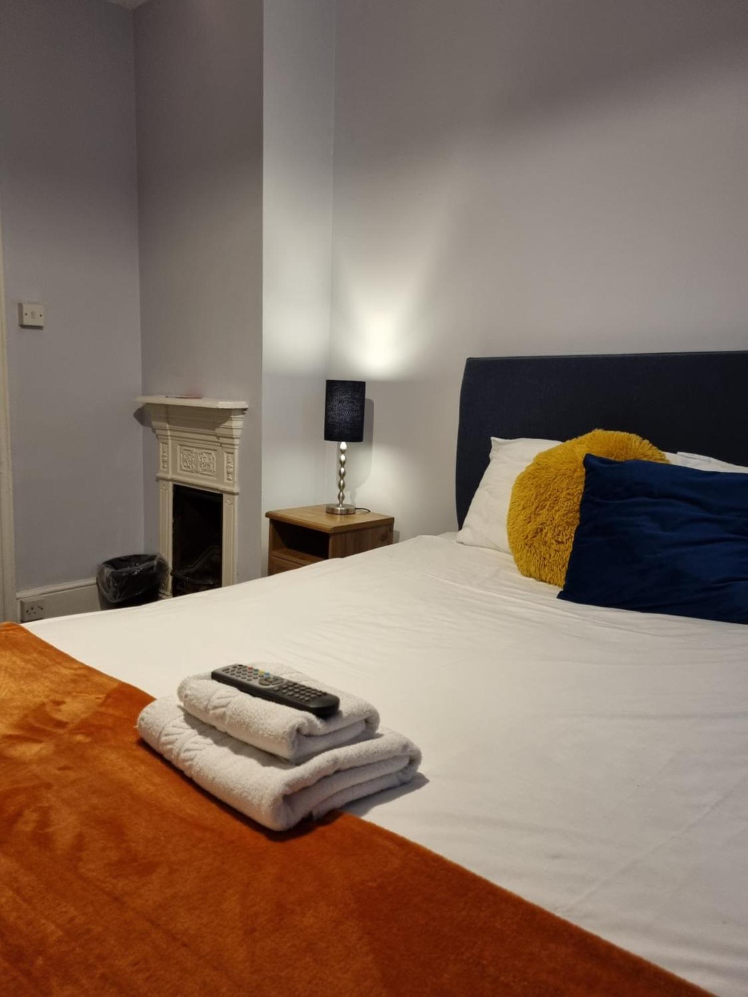 Eenpersoonskamer met Externe Eigen Badkamer