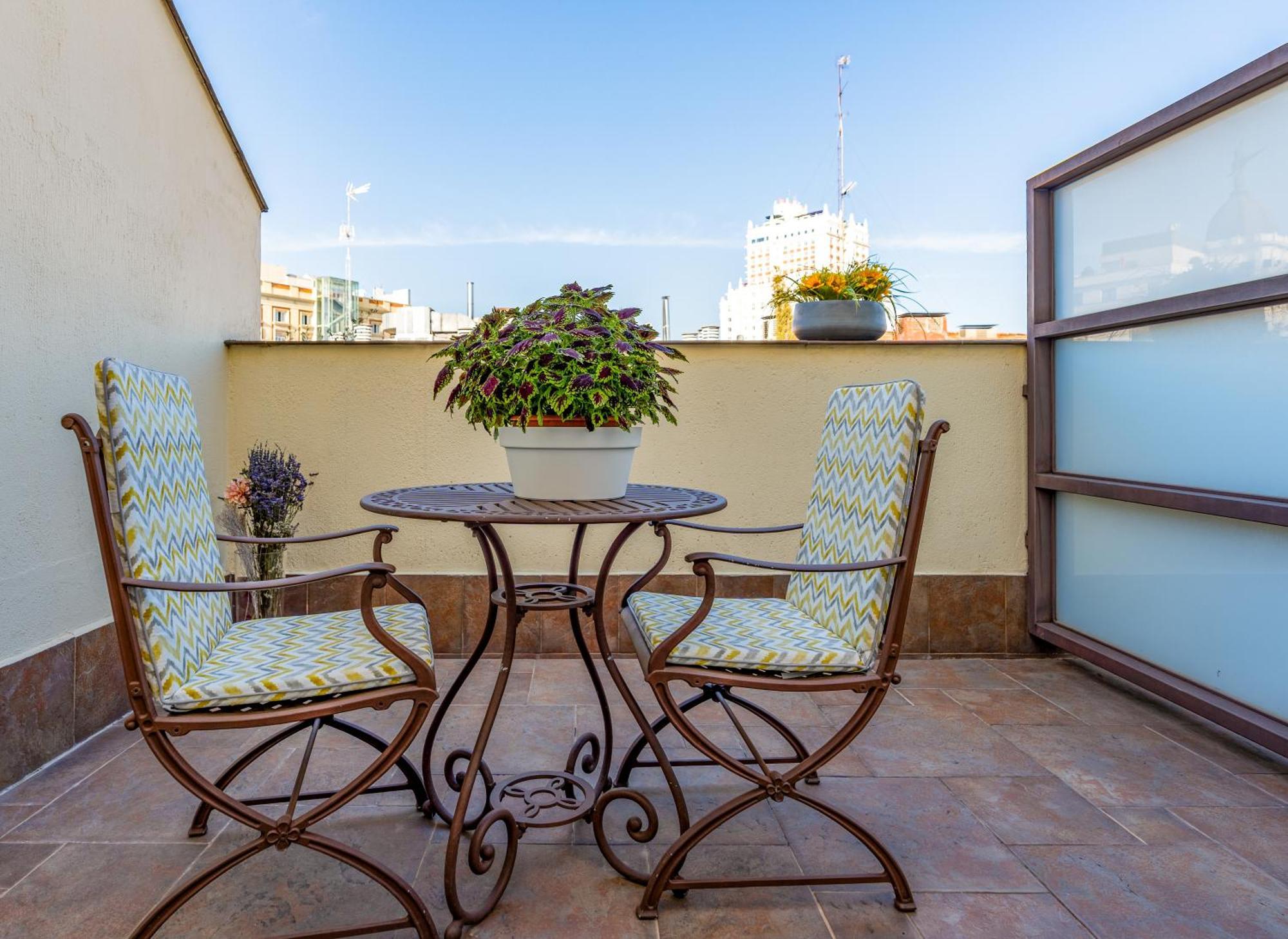 Family Room Terrace