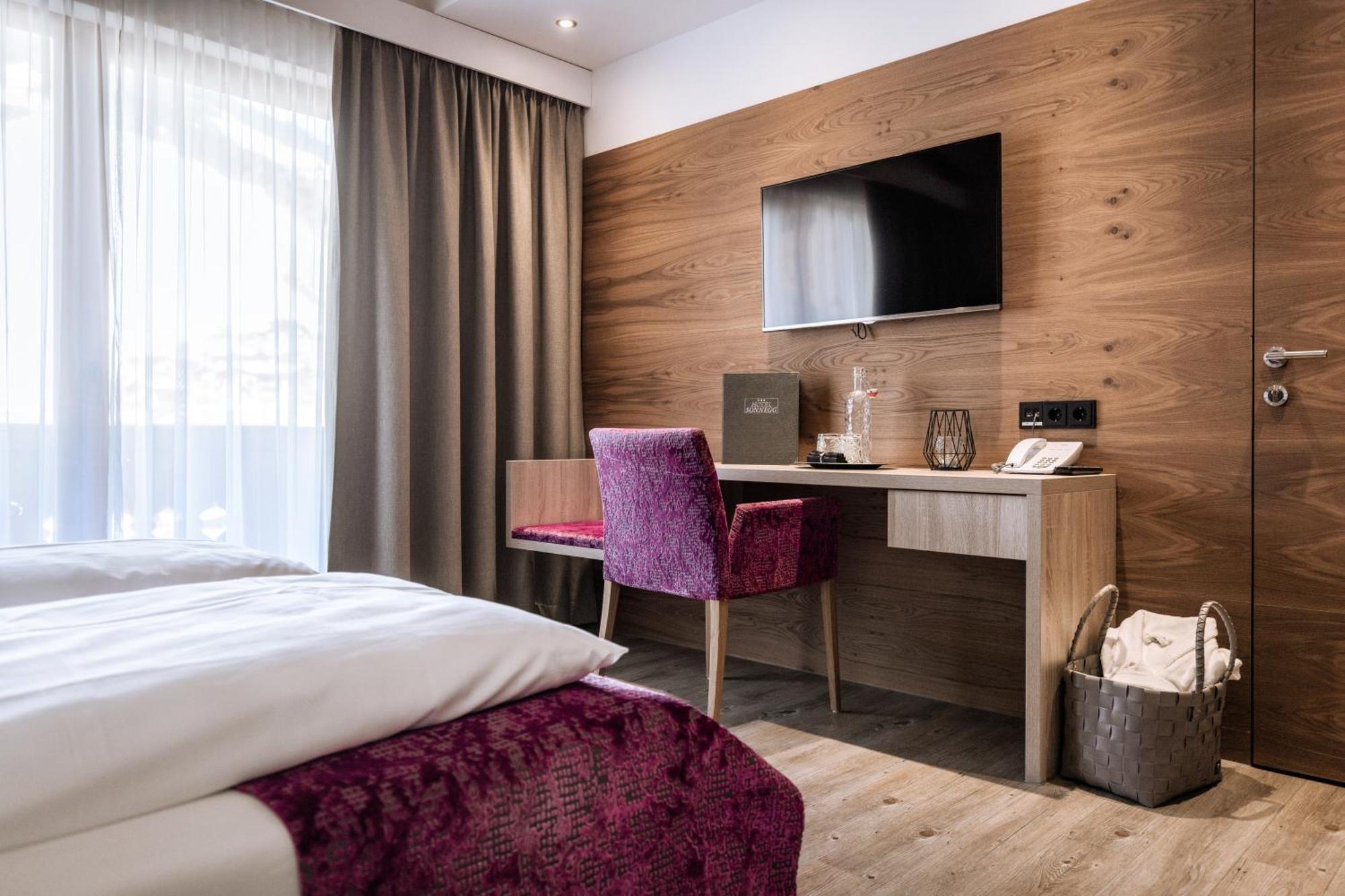 Superior Double or Twin Room Mountain View