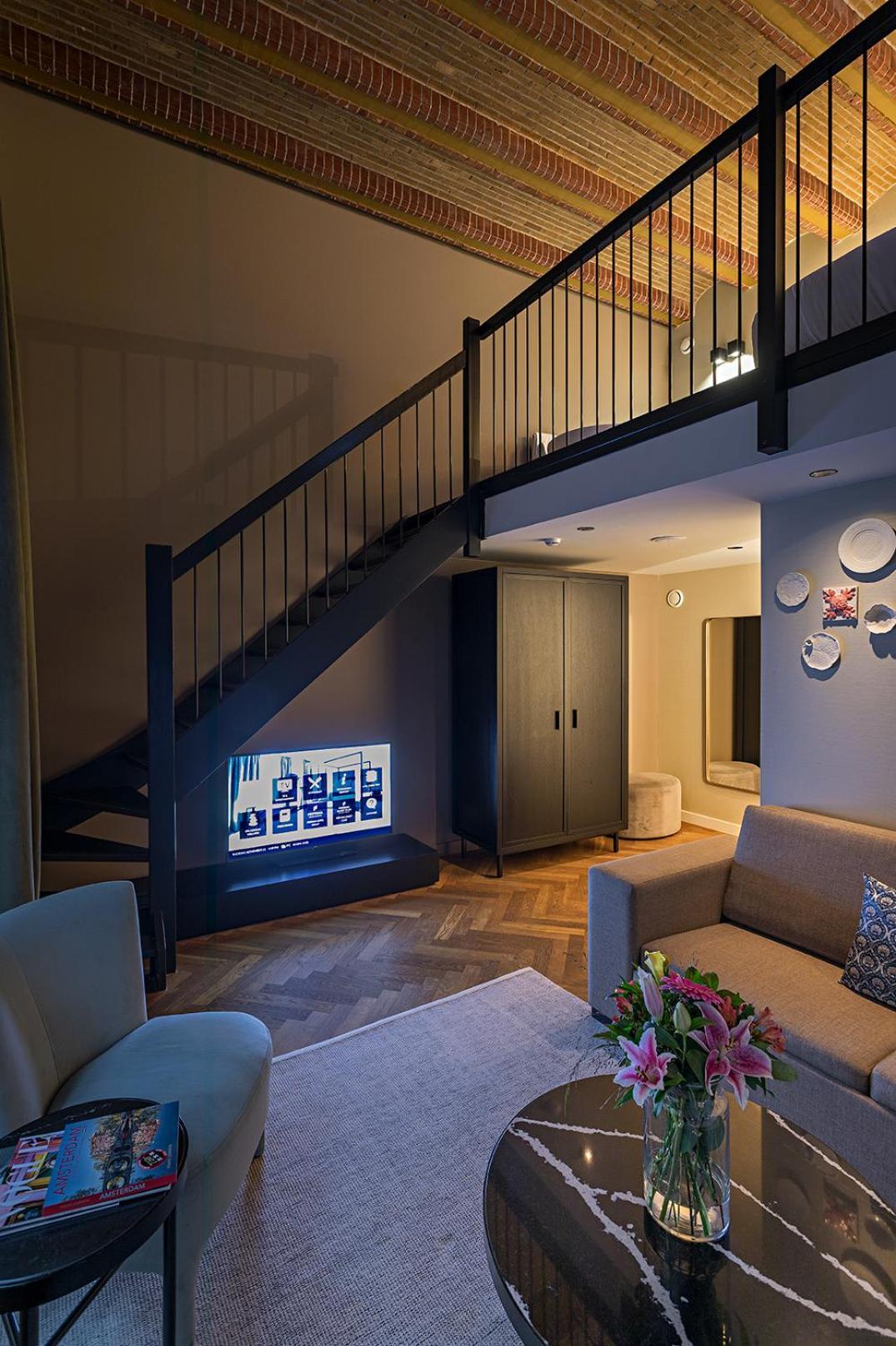 Mezzanine Suite (2 Volwassenen + 1 Kind)