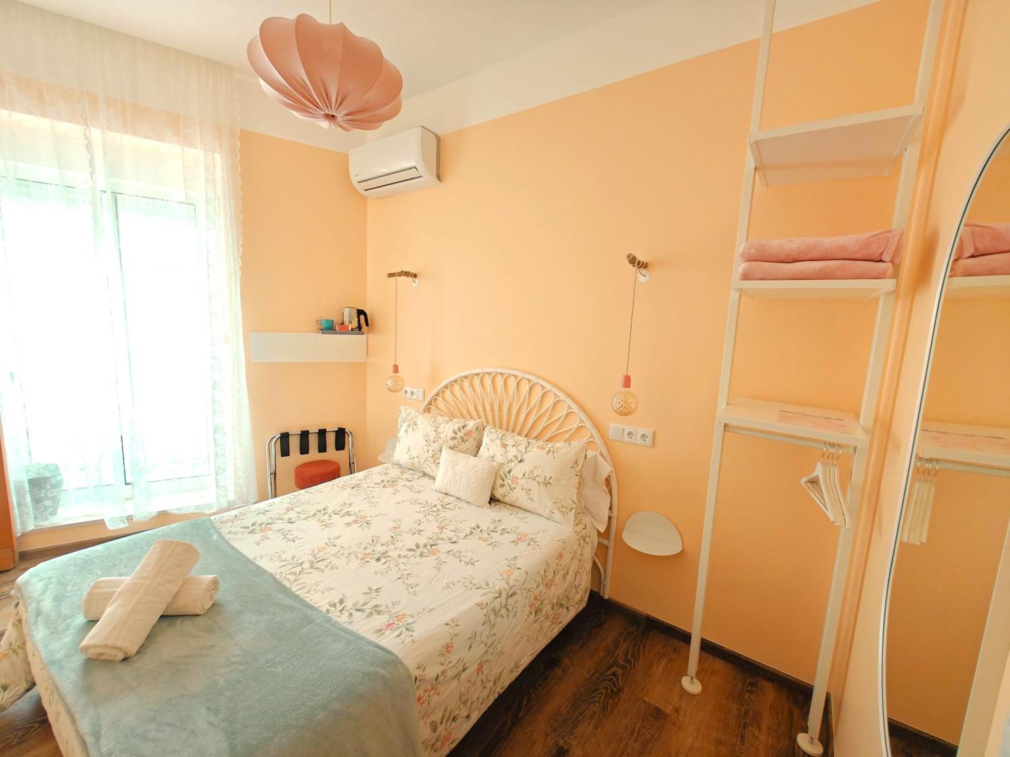 Double Room Private Bathroom