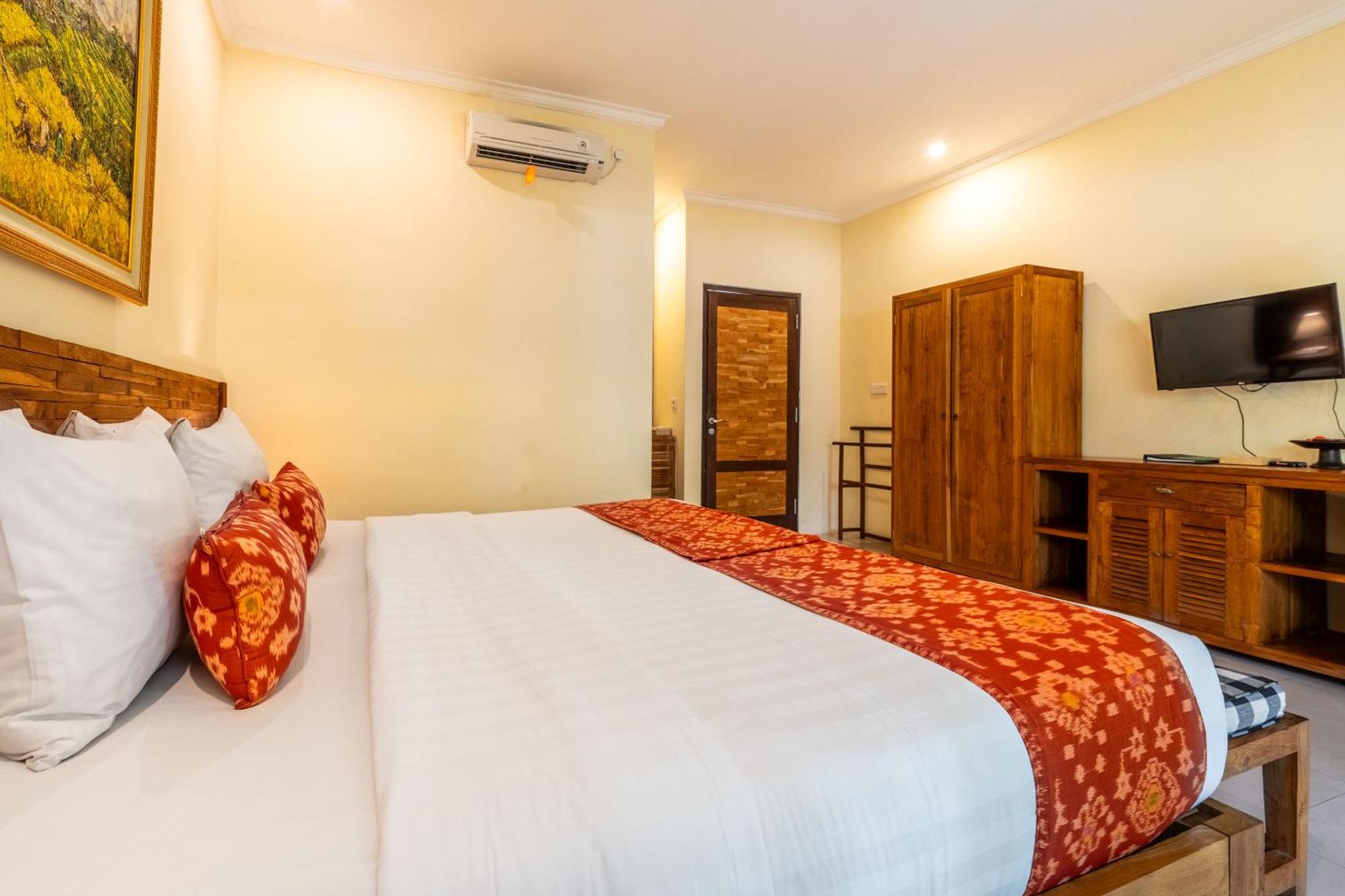 Standard Double or Twin Room Balcony