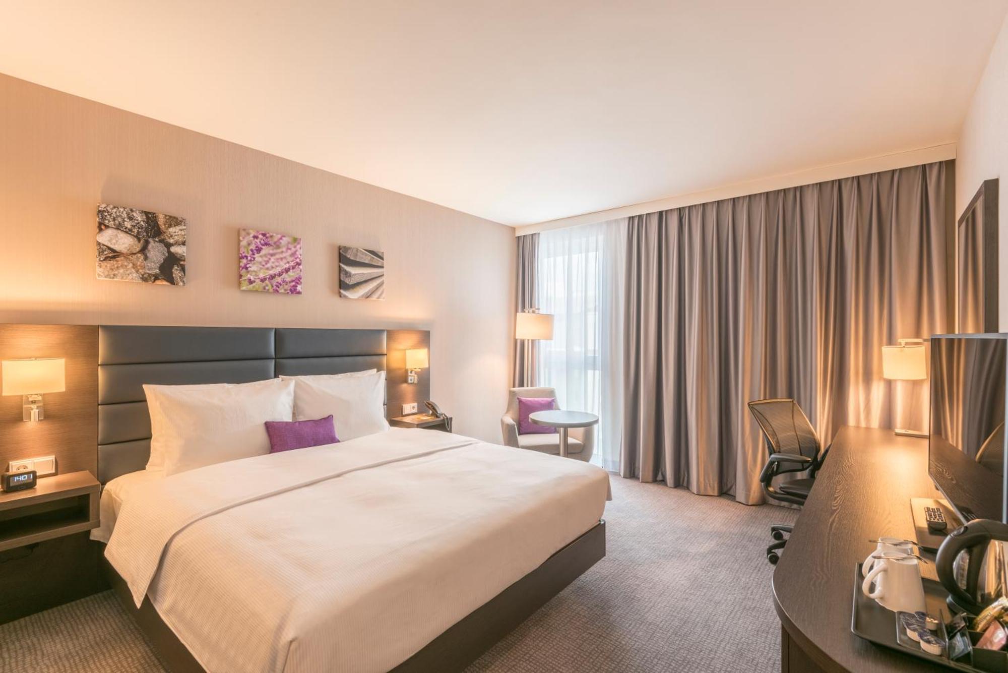 Kamer met Queensize Bed - Geschikt voor Gasten met een Lichamelijke Beperking