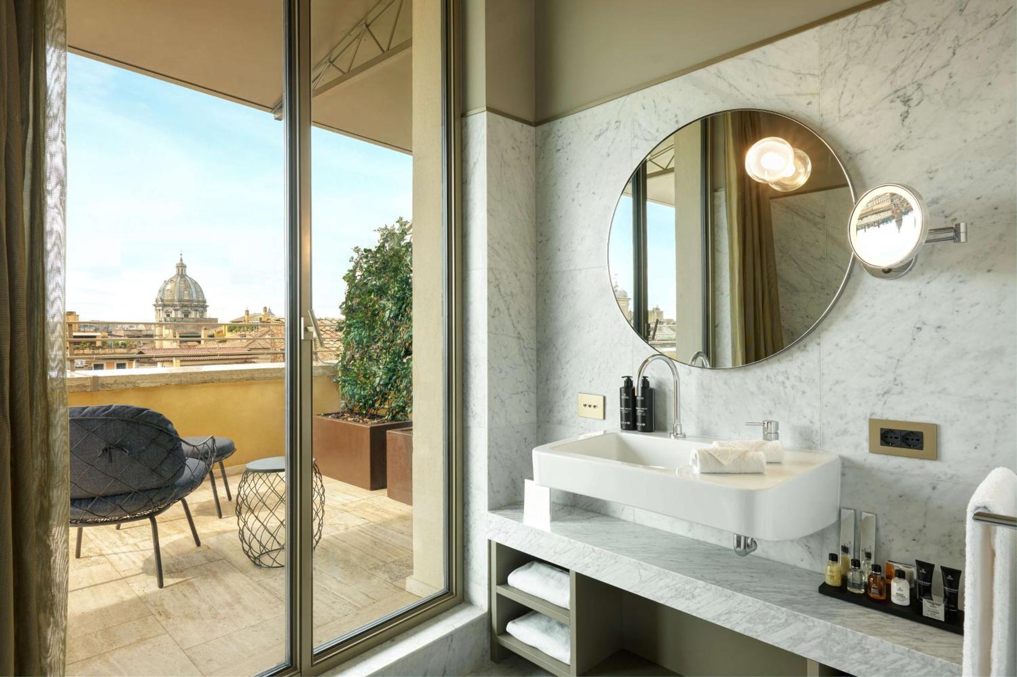 Junior Suite met Terras en Uitzicht op de Stad