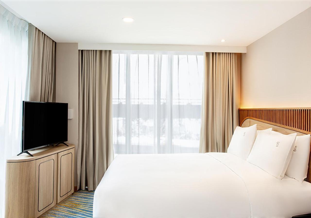 Queen Suite