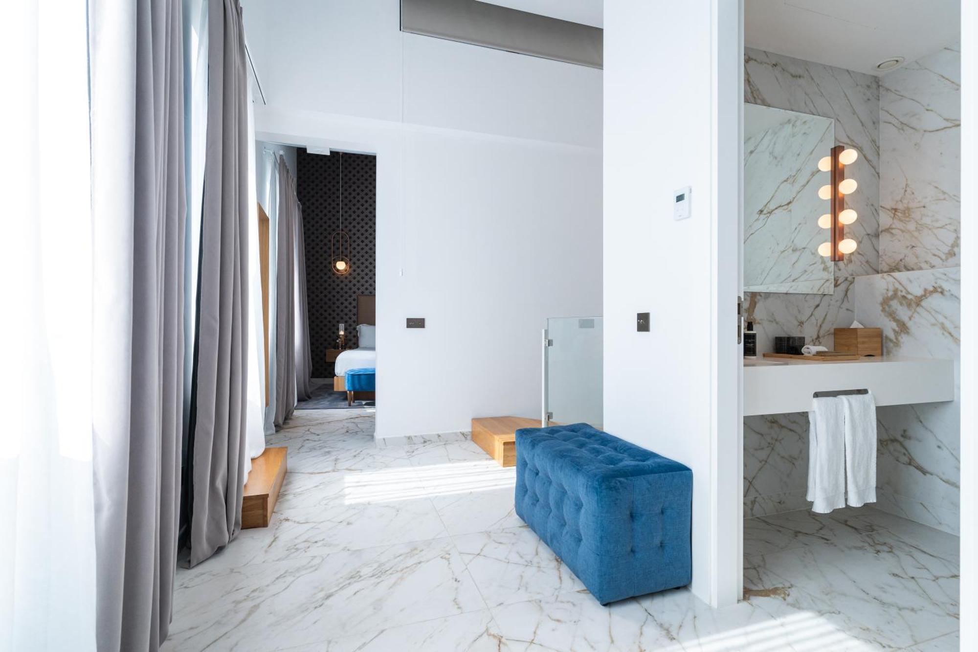 Artist Suite