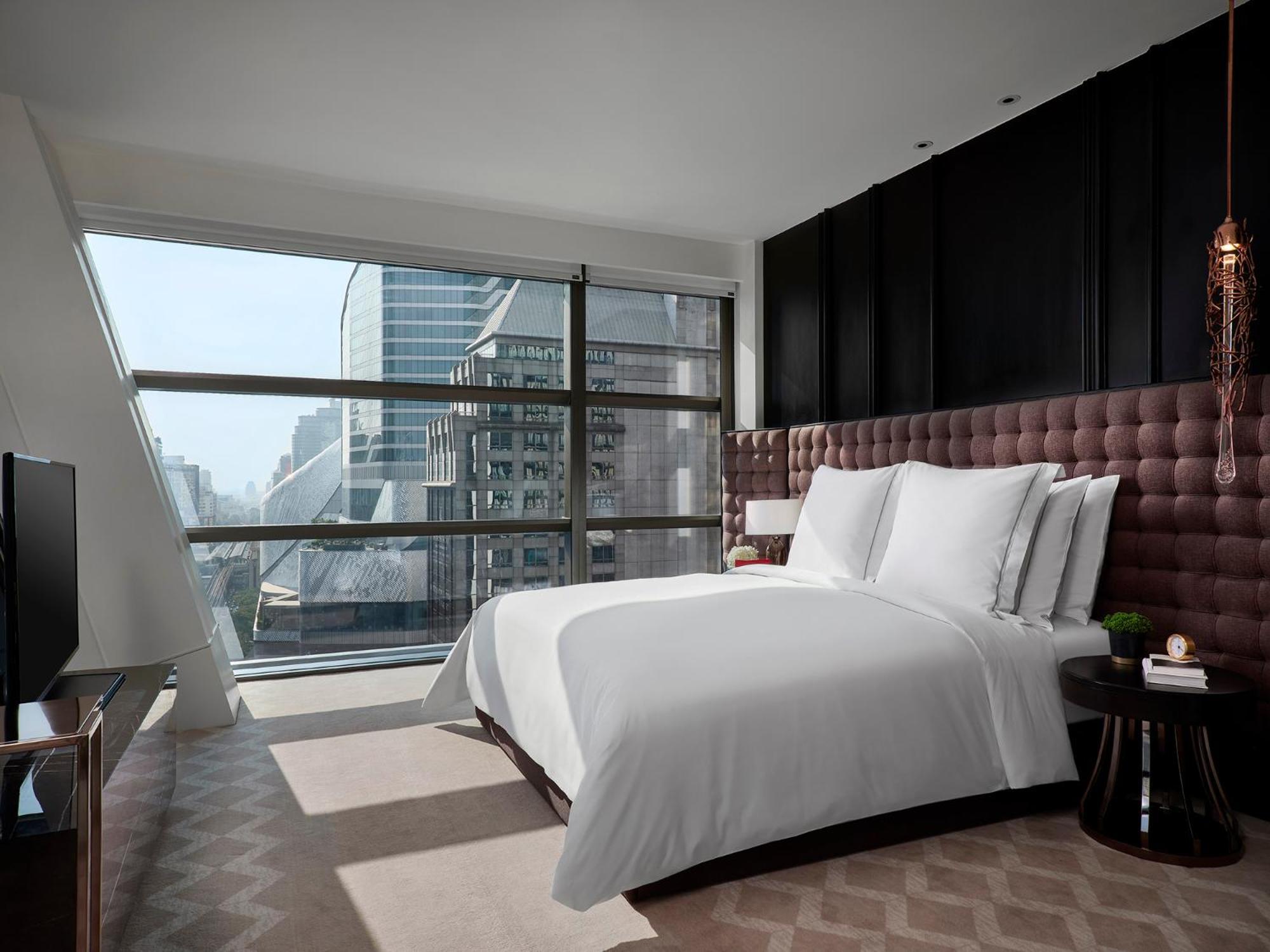 Manor Suite King Room