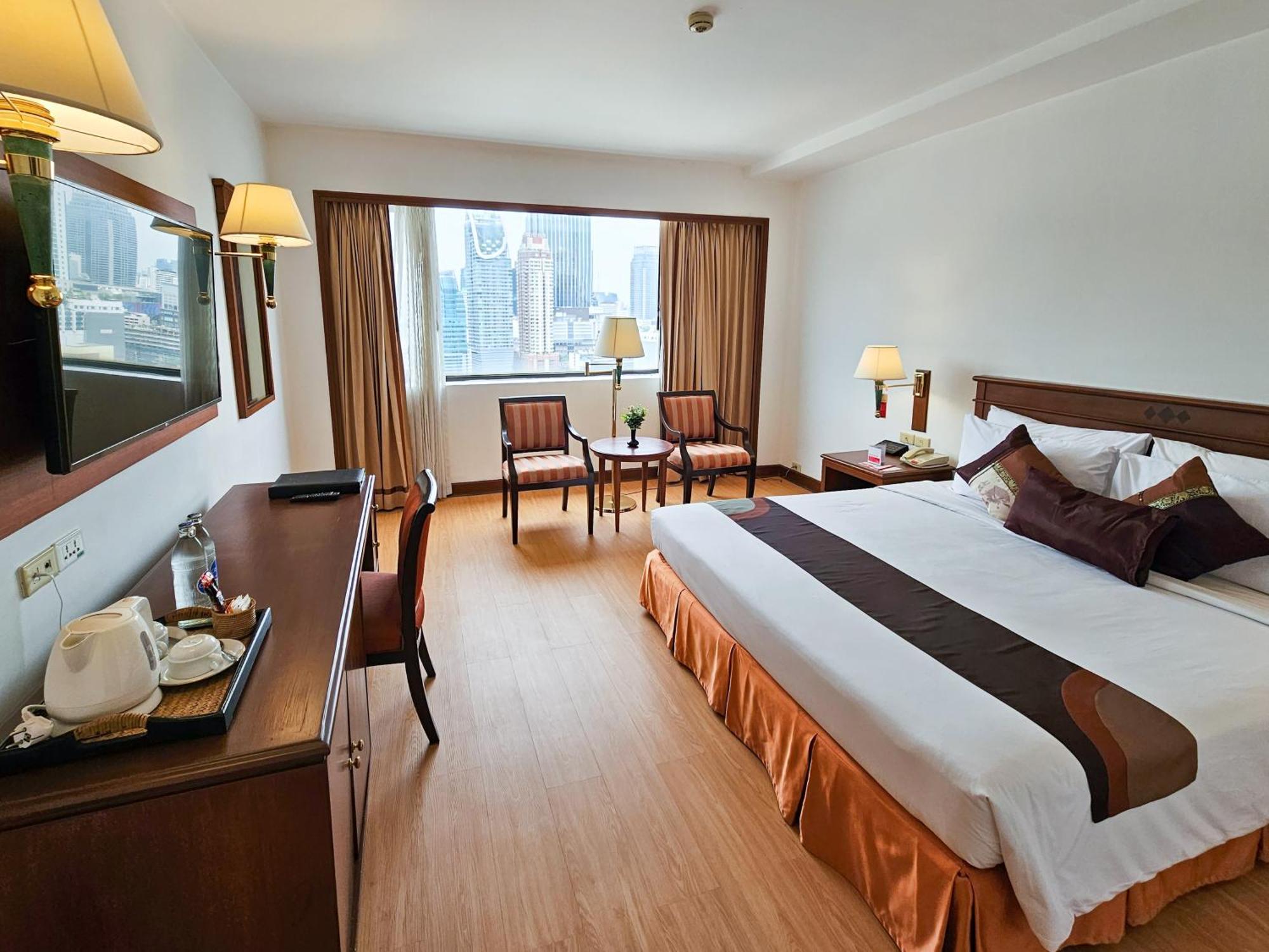 Grand Deluxe Room