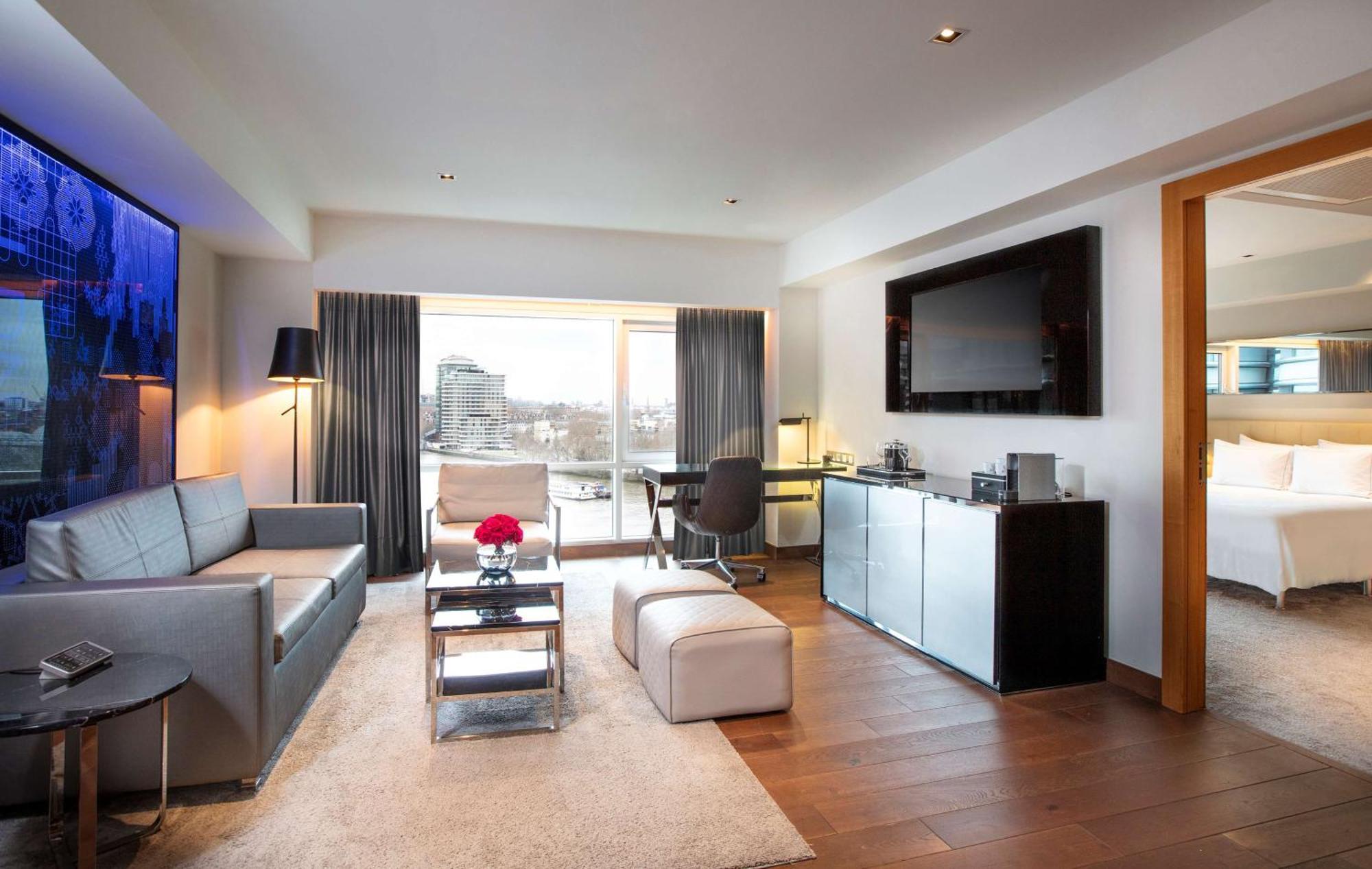 Suite met 1 Slaapkamer en Kitchenette en Balkon - Uitzicht op de Rivier
