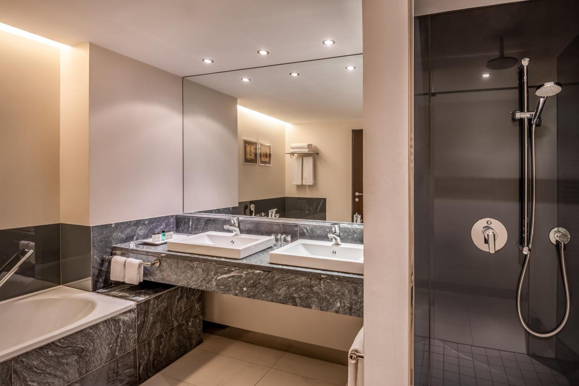 Sky Suite met Uitzicht op de Tuin en Toegang tot de Lounge