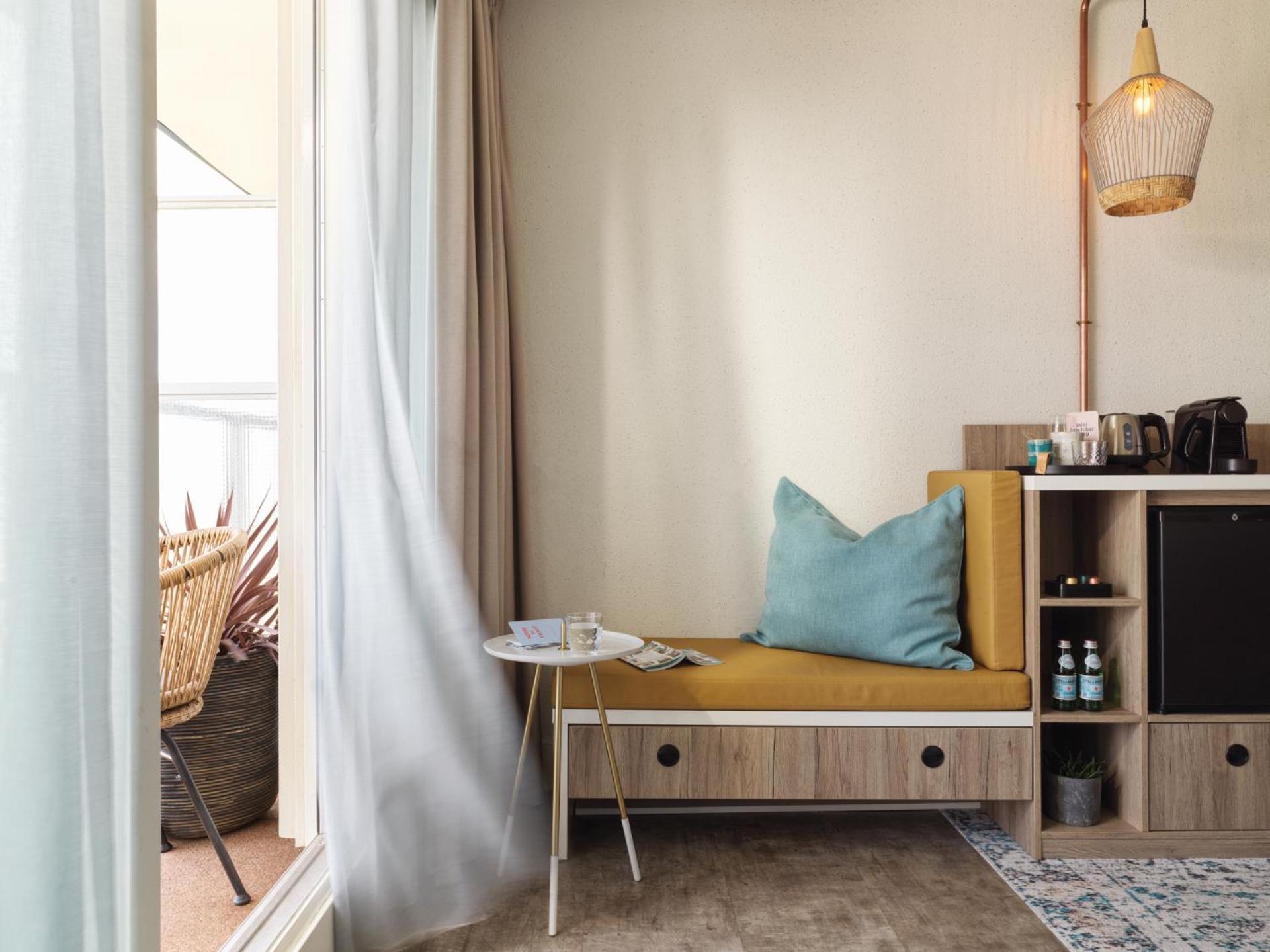 Double Room with Sea View,1516460785:JPEG