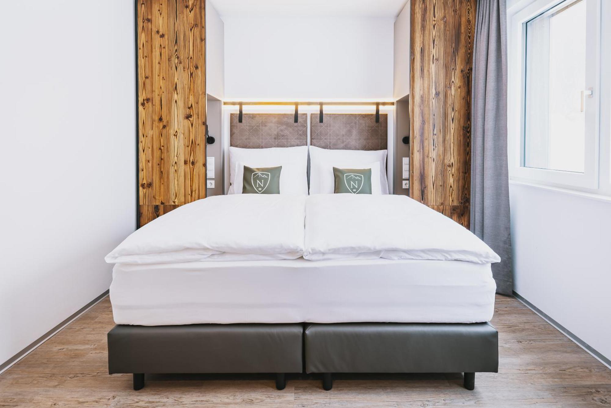 Four-Bedroom Suite Sauna