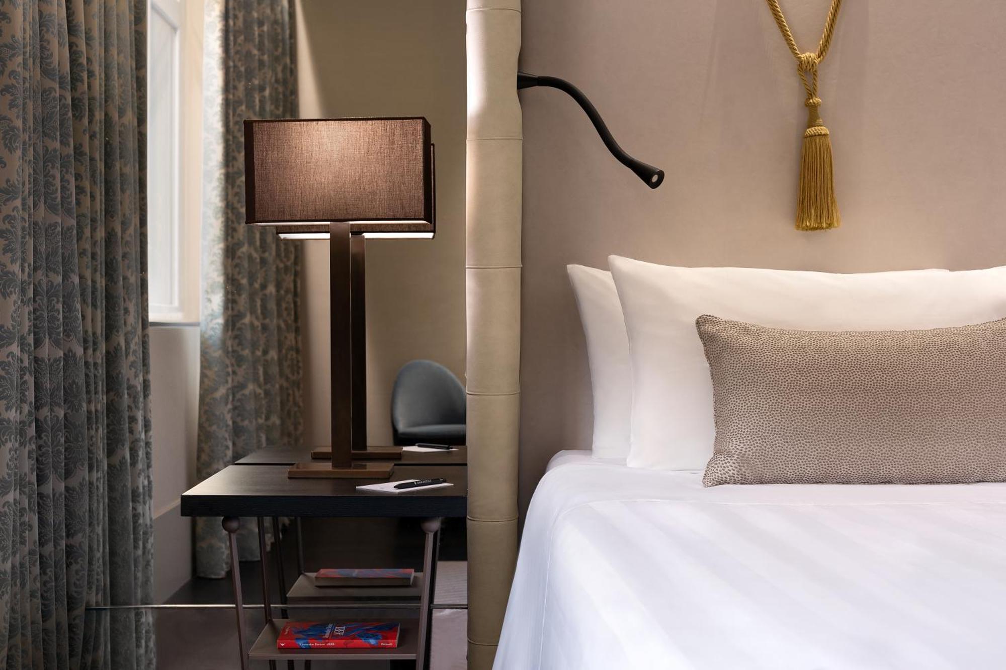 Junior Suite met Kingsize Bed en Uitzicht op de Stad