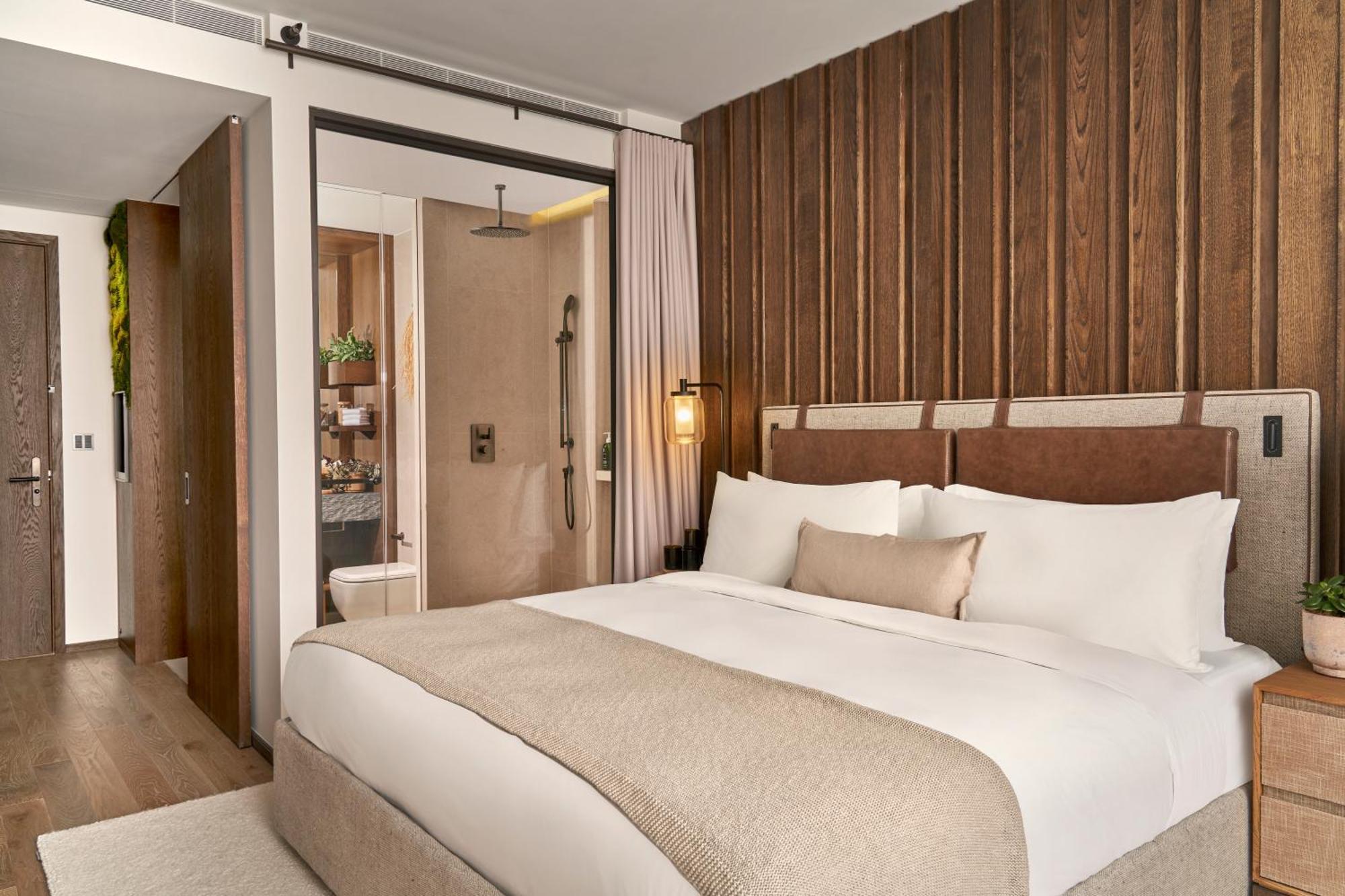 Skyline Kamer met Kingsize Bed