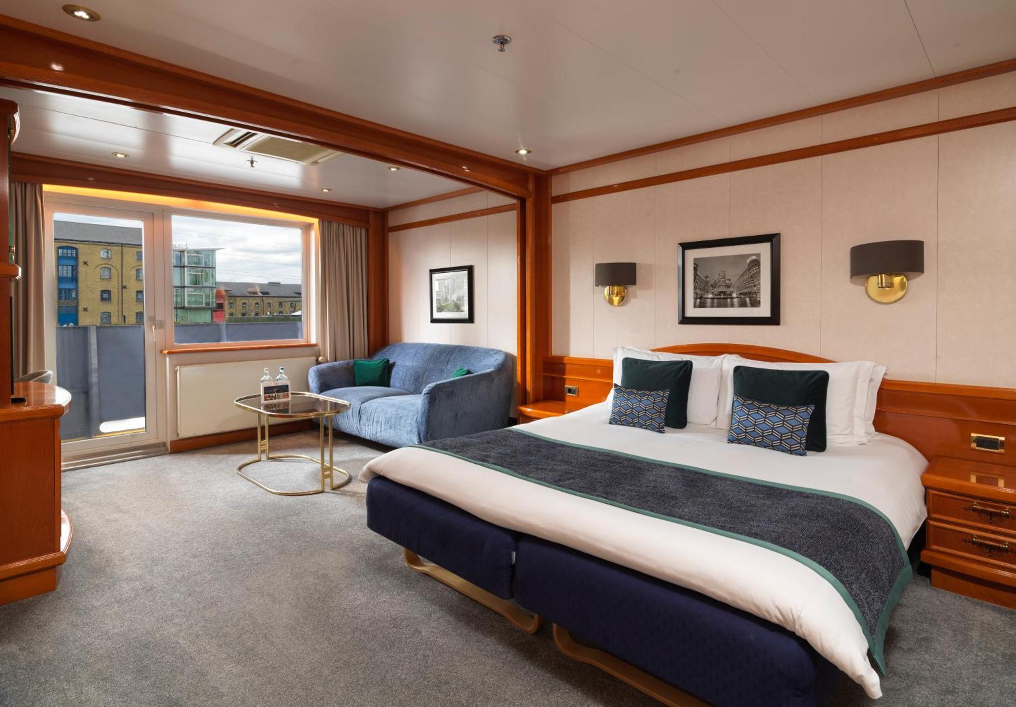 Executive Kamer met Kingsize Bed en Uitzicht op de Haven