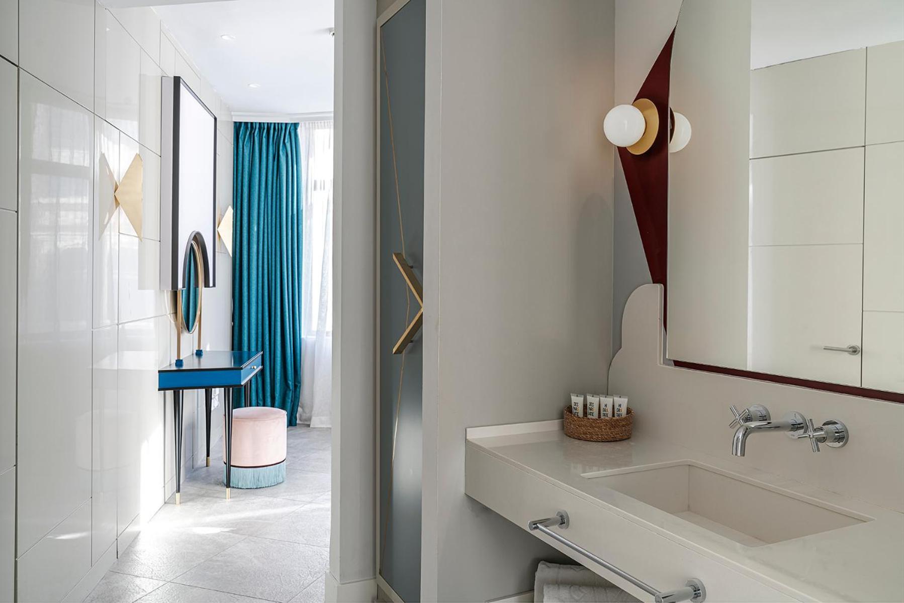Deluxe Double Room Gran Via Views