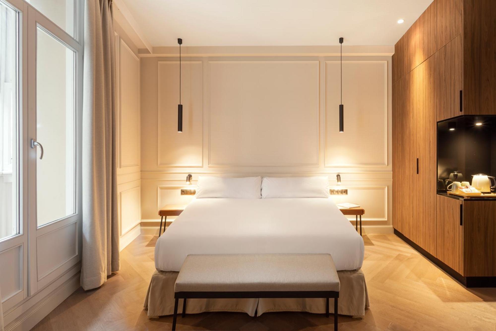 Superior Deluxe Double or Twin Room