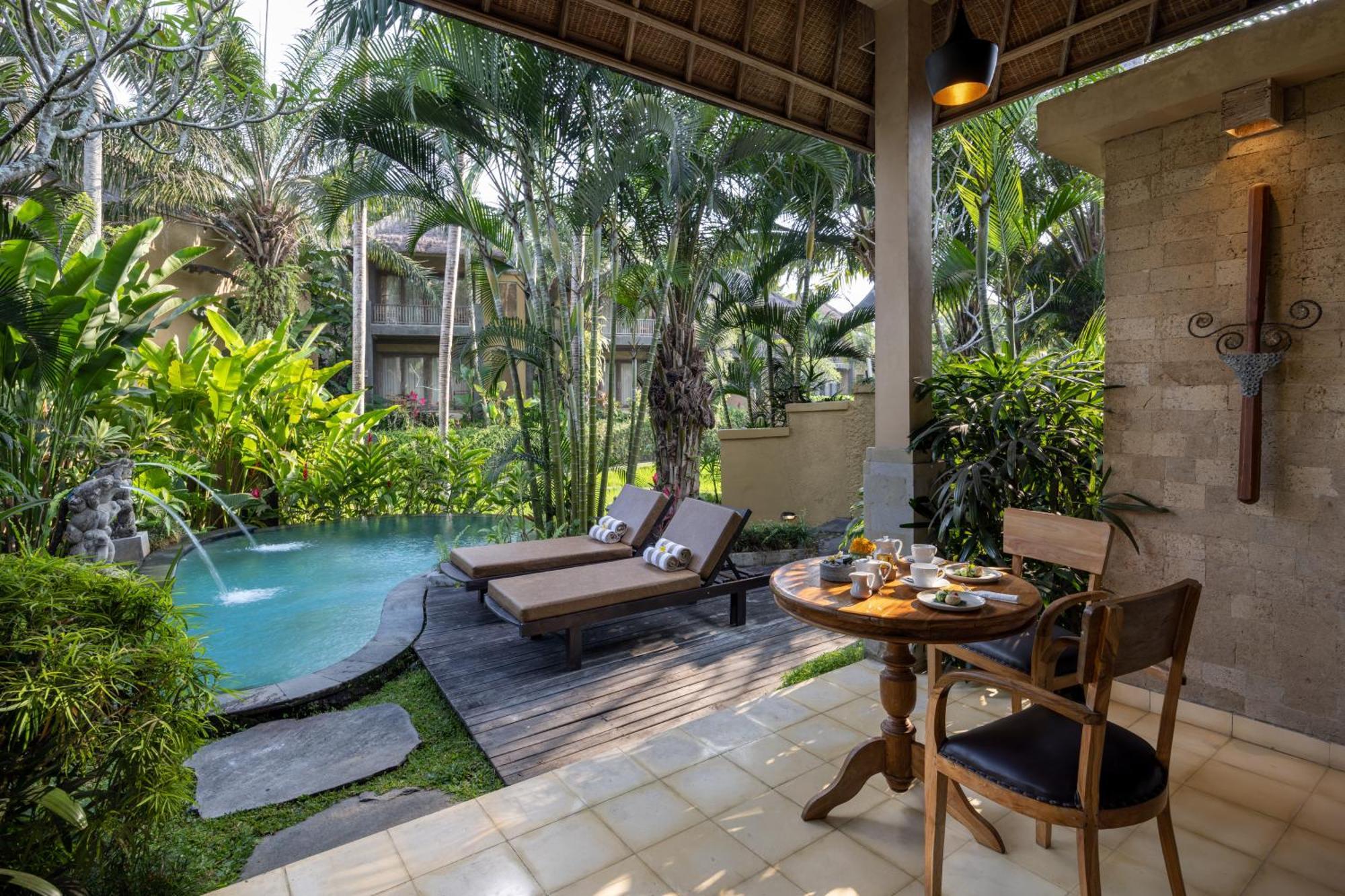 Deluxe Villa Pool