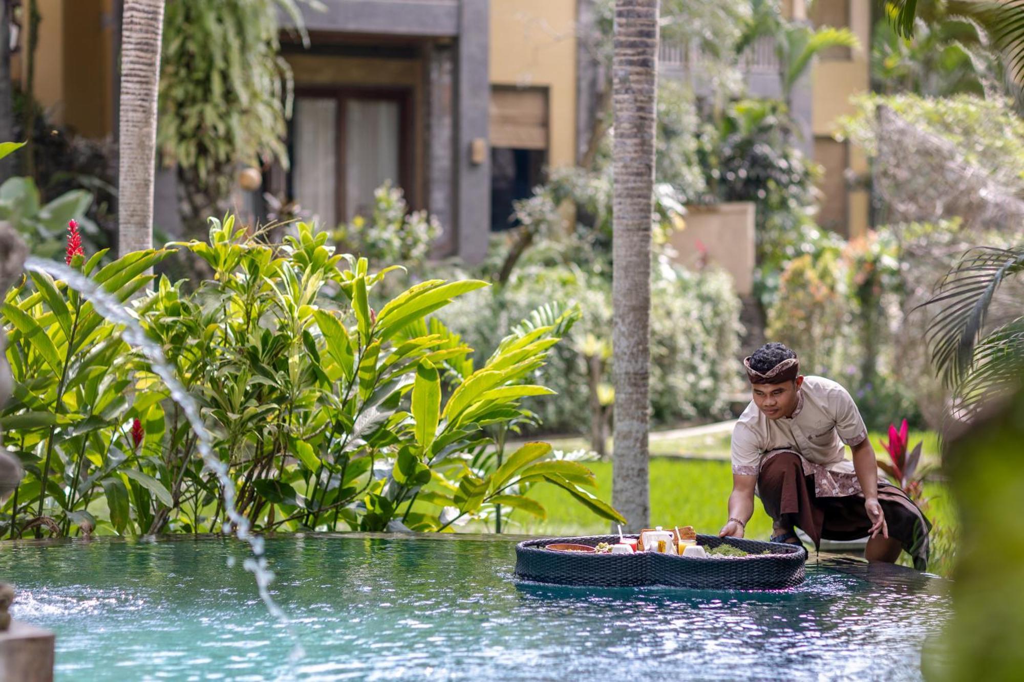 Deluxe Villa Pool
