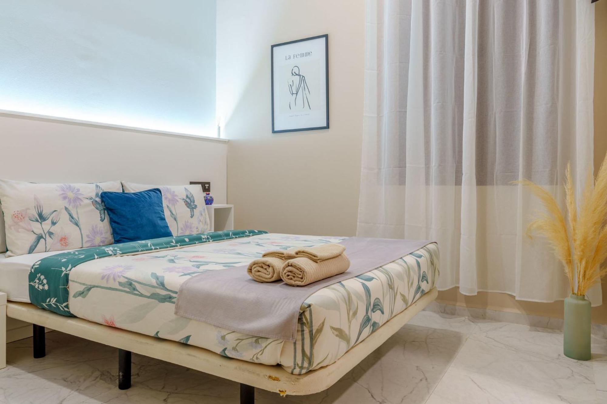 Double Room Private Bathroom