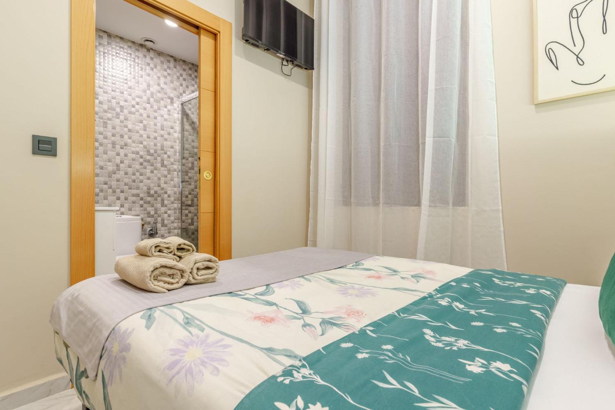 Budget Single Room