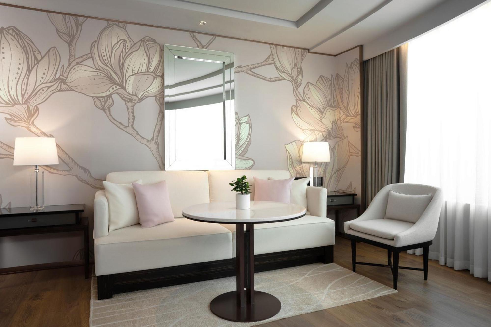 One-Bedroom Executive King Suite