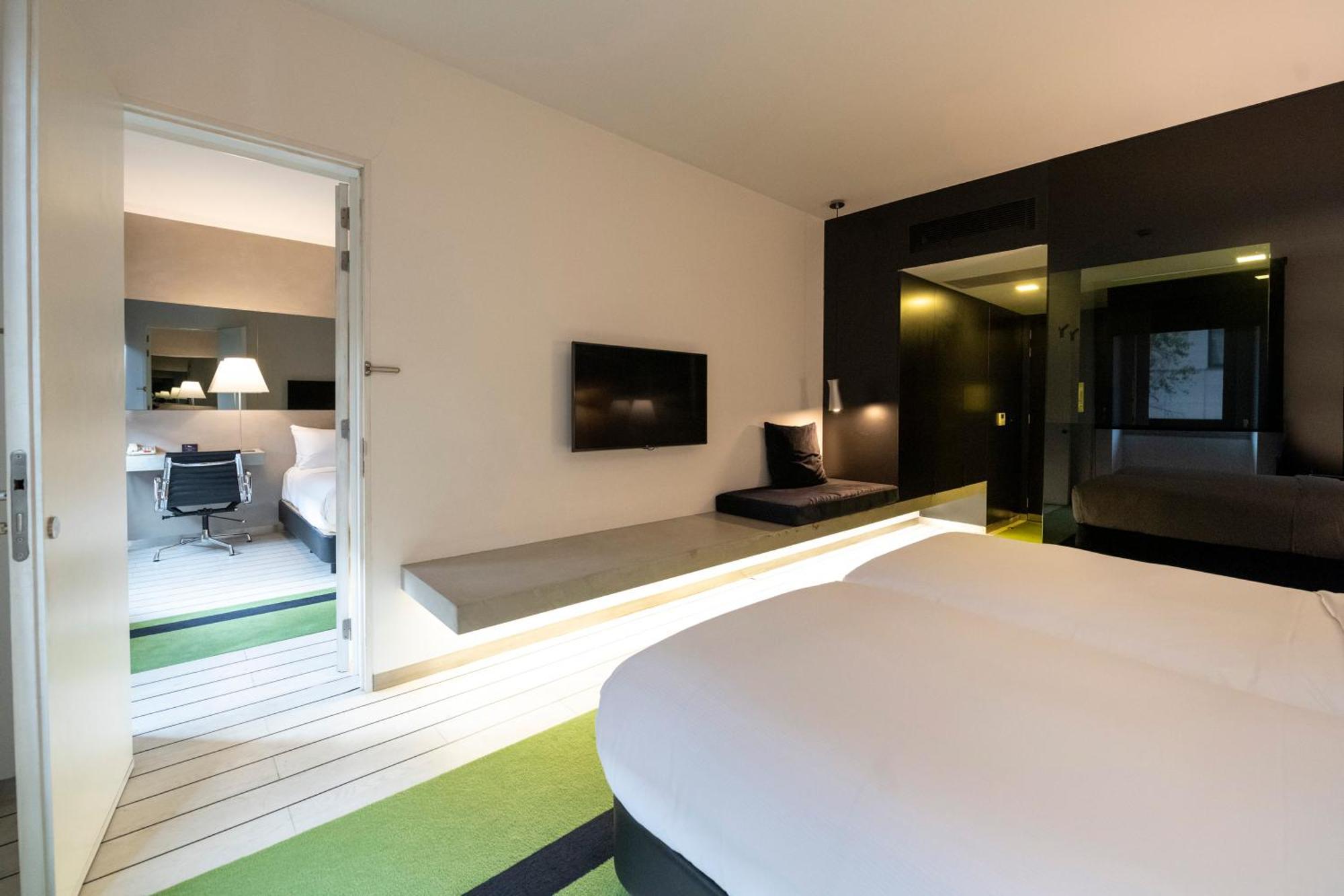 Tweepersoonskamer met 2 Aparte Bedden