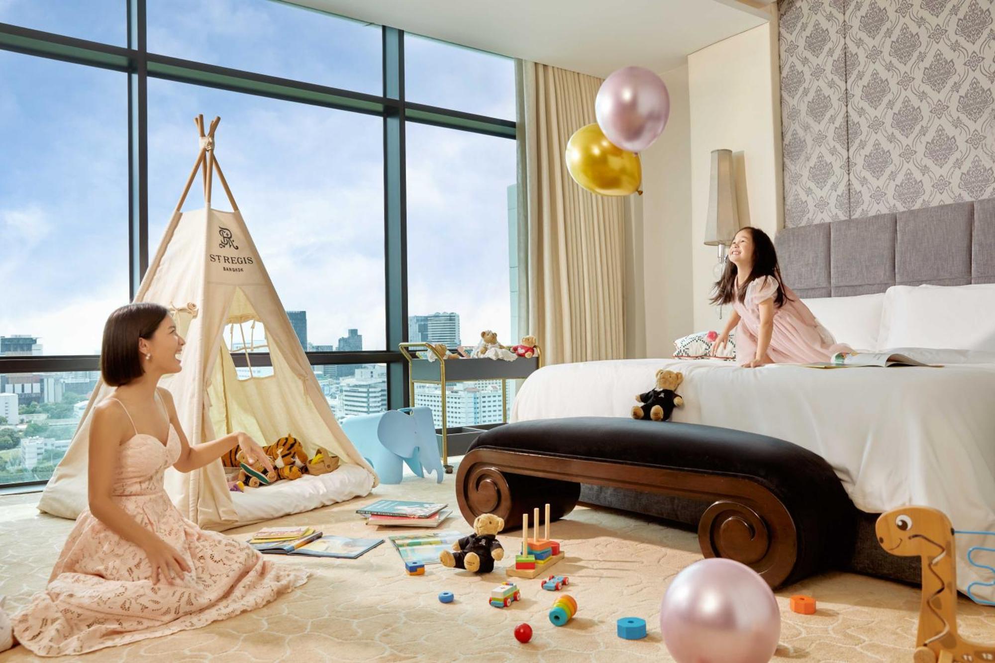 Two-Bedroom Large Suite Skyline View