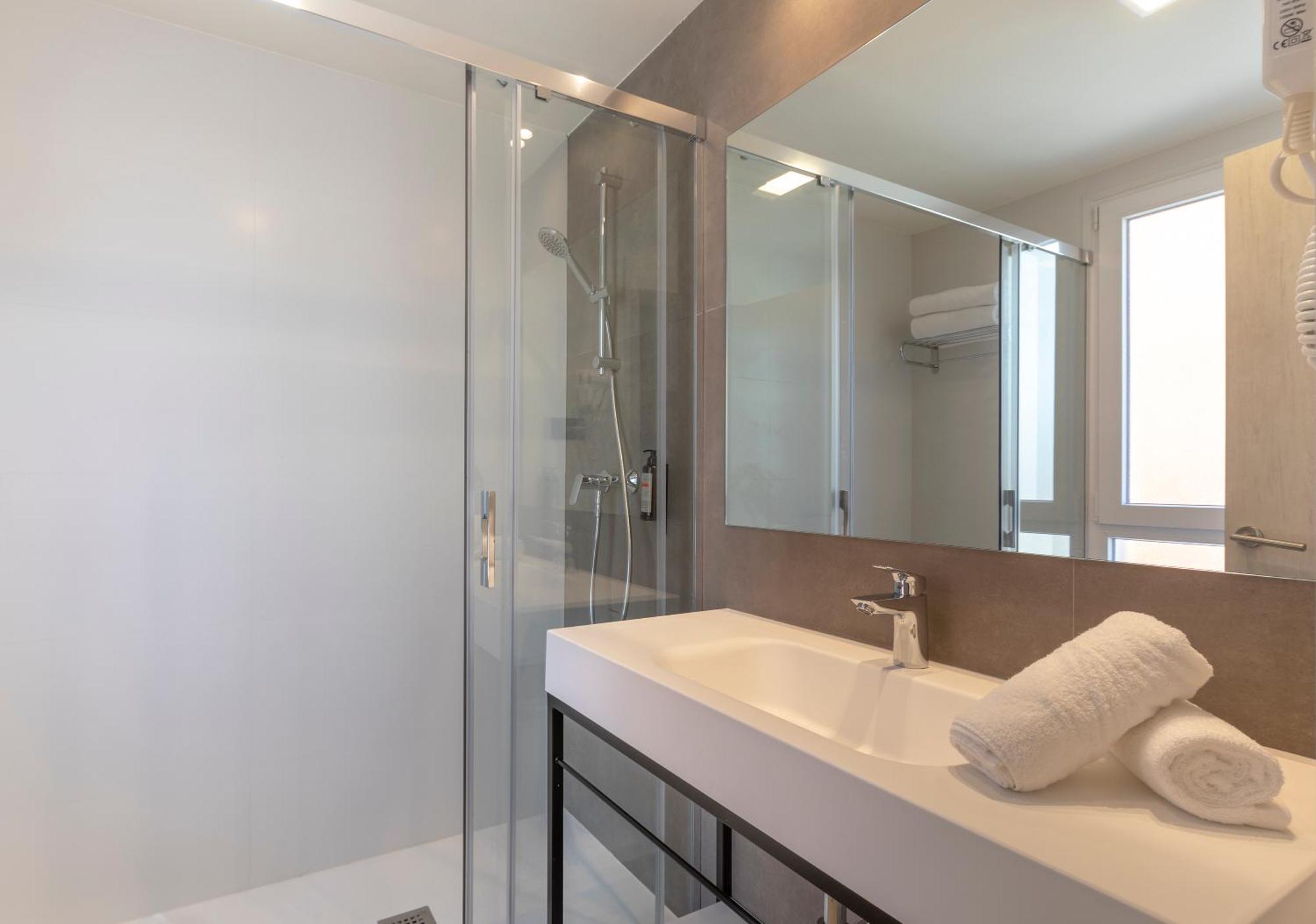 Double or Twin Room Terrace