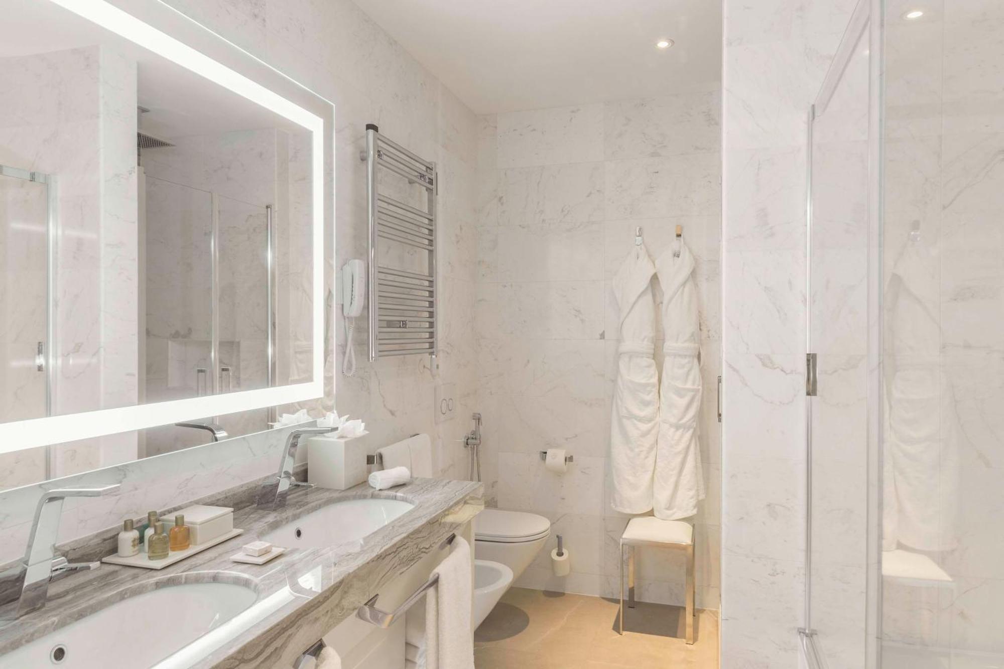 Deluxe Tweepersoonskamer met 2 Aparte Bedden