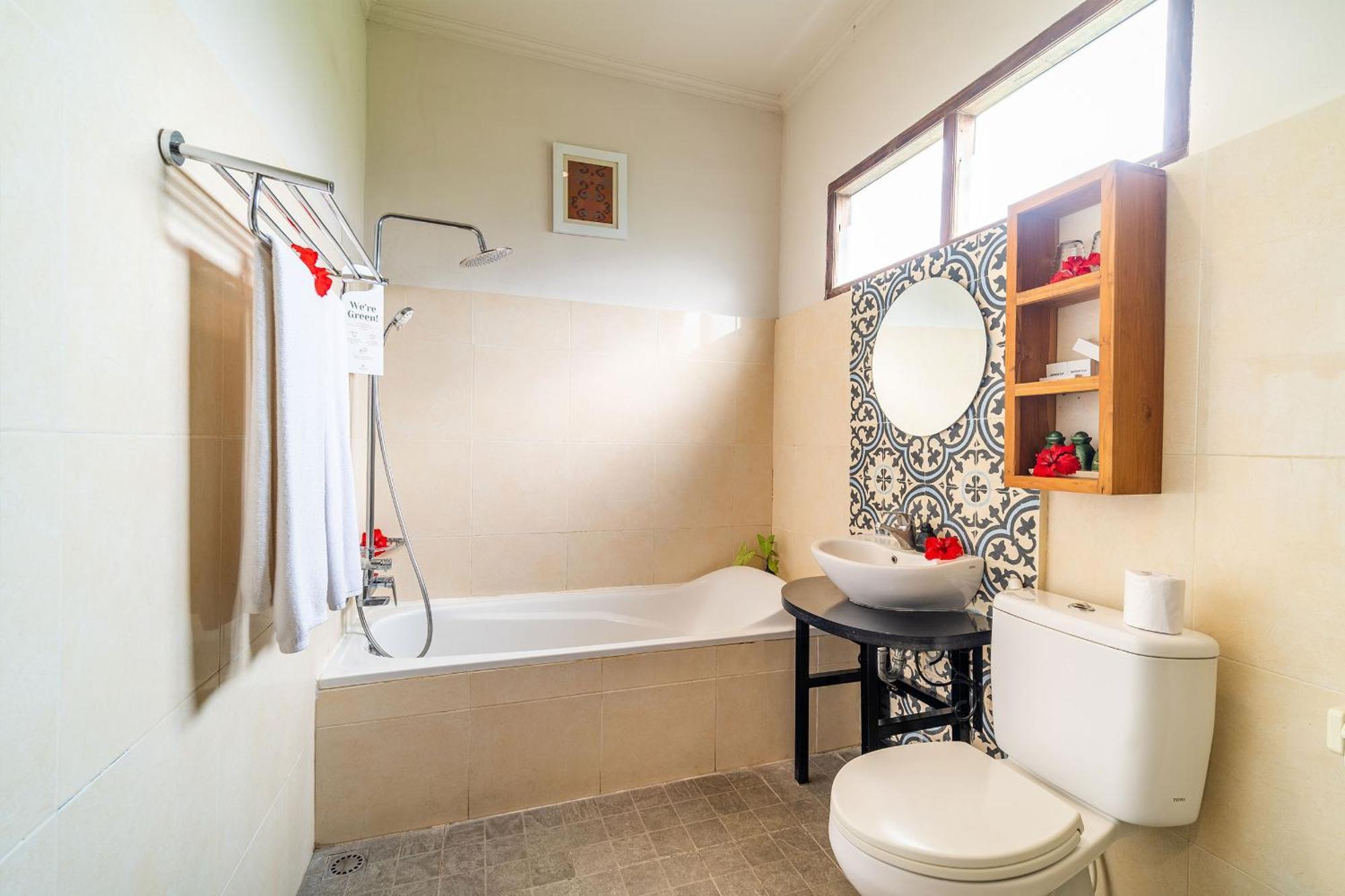 Deluxe Double or Twin Room Benefit