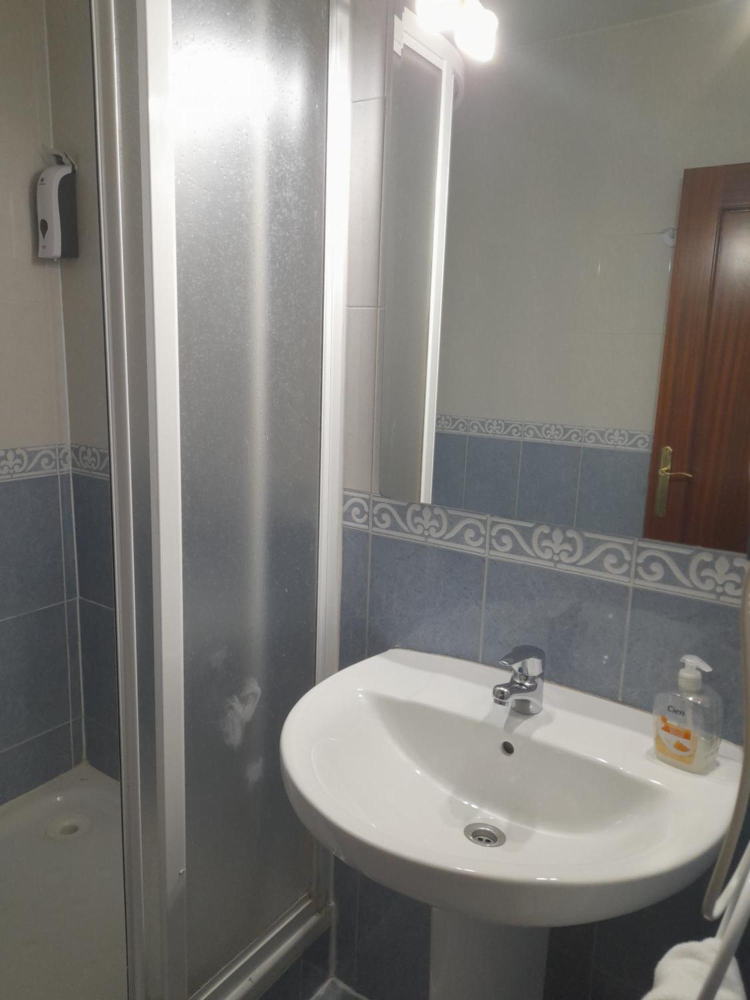 Budget Single Room