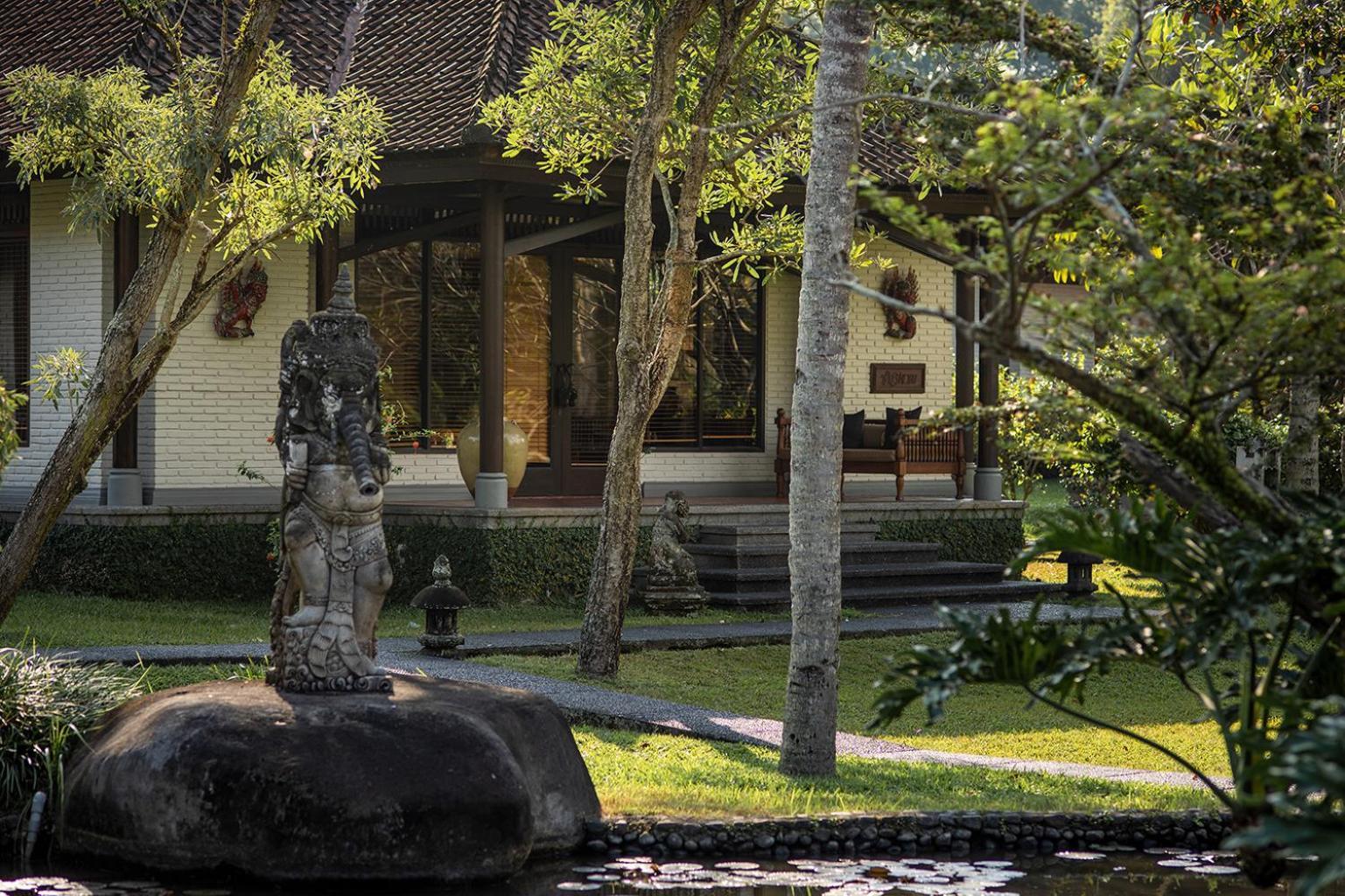 Family Private Pool Villa Club Benefits