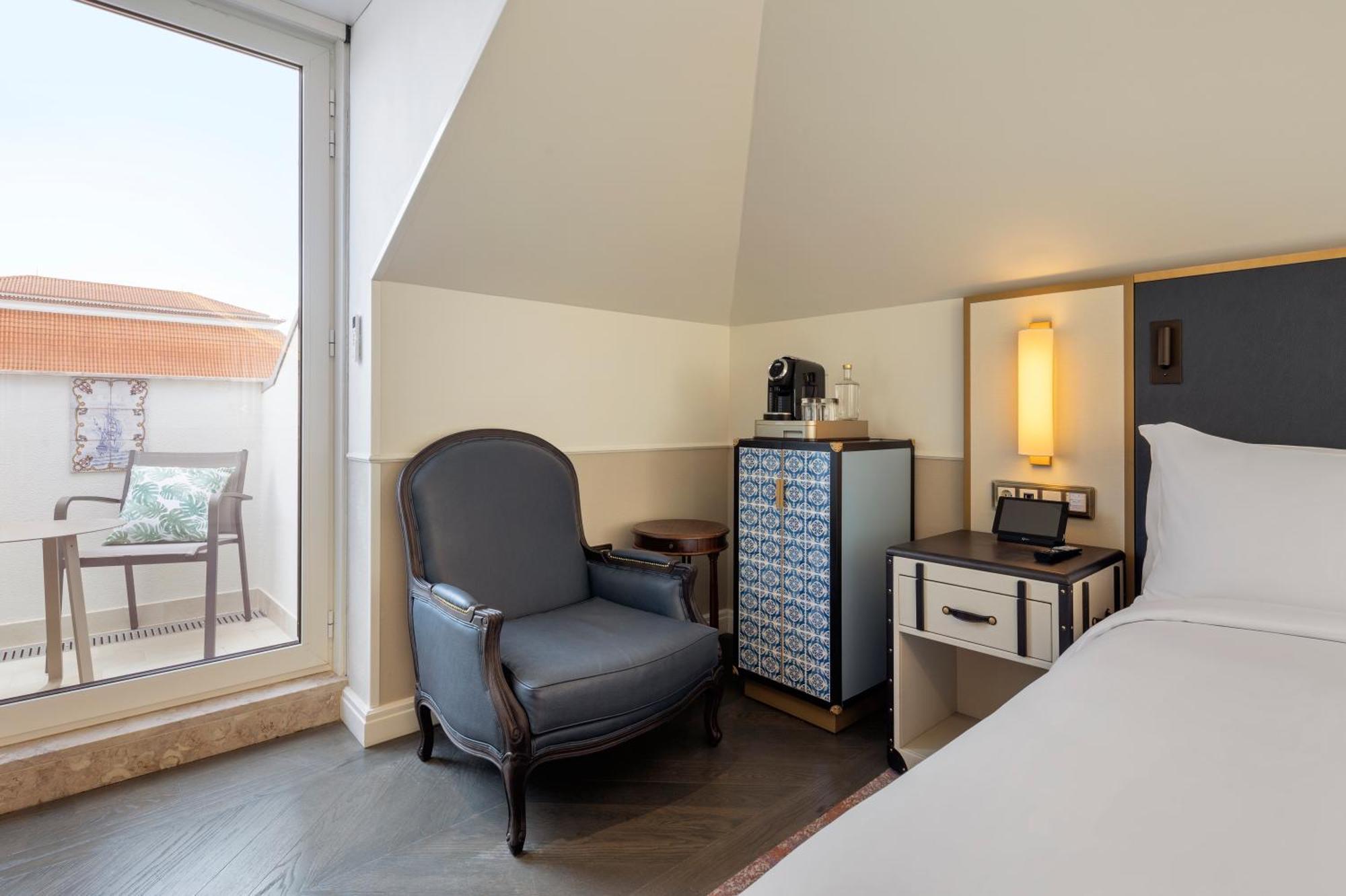 Premium Hoekkamer met Kingsize Bed en Balkon met Uitzicht