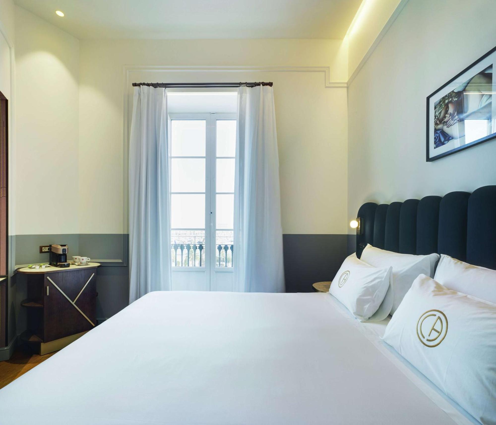 Carmen Room Sea View