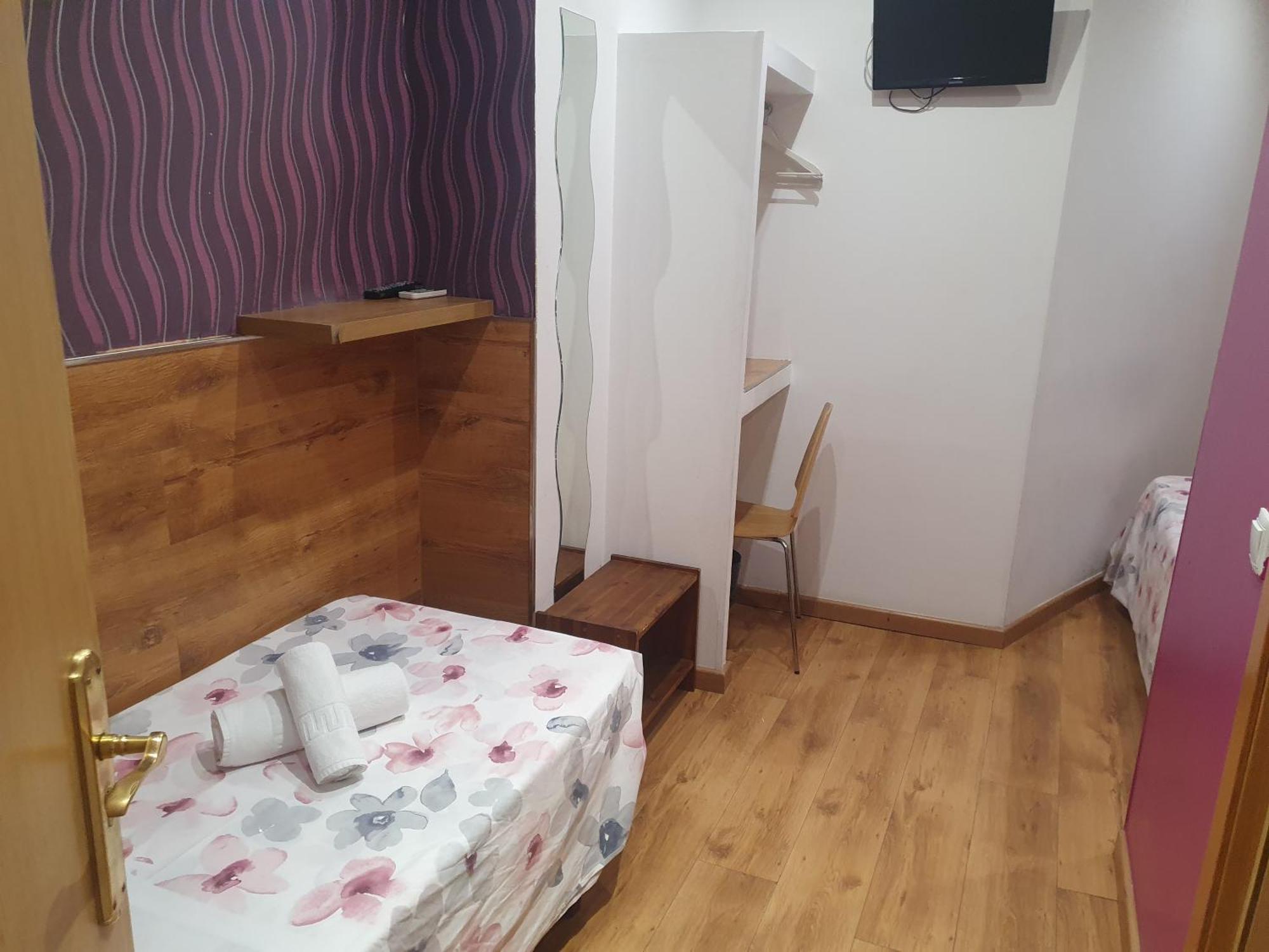 Budget Twin Room