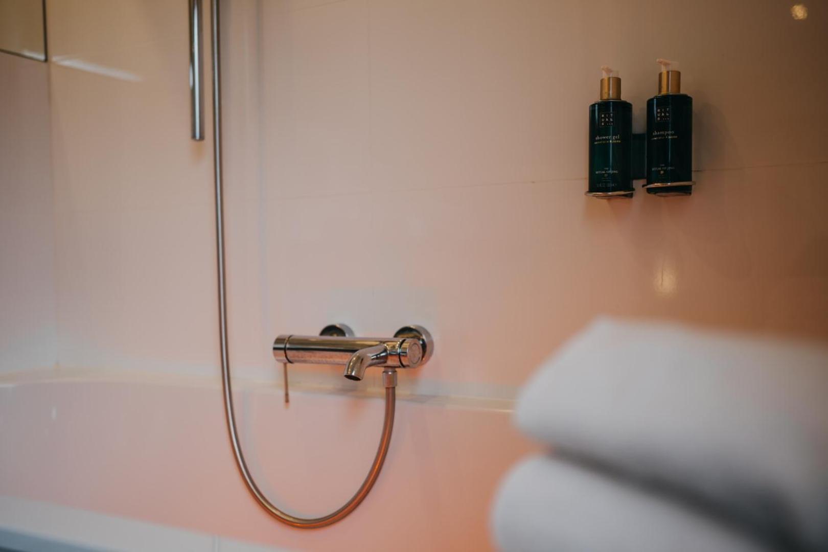 Marvelous Room Spa Bath