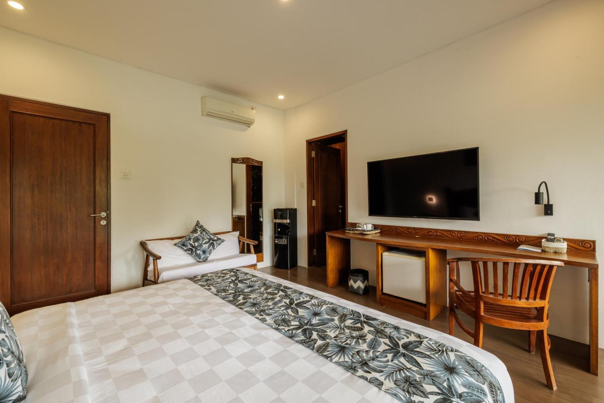 Deluxe Double or Twin Room