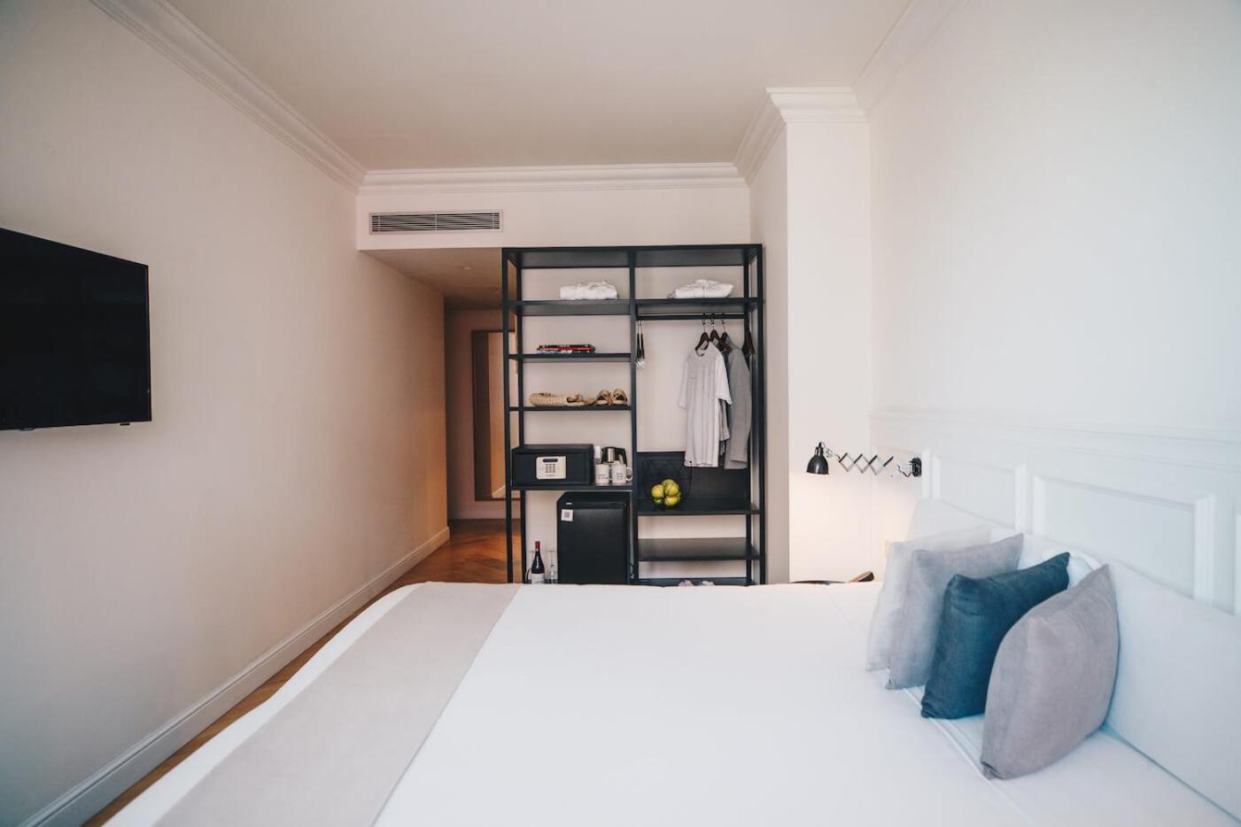 Deluxe Connecting Rooms