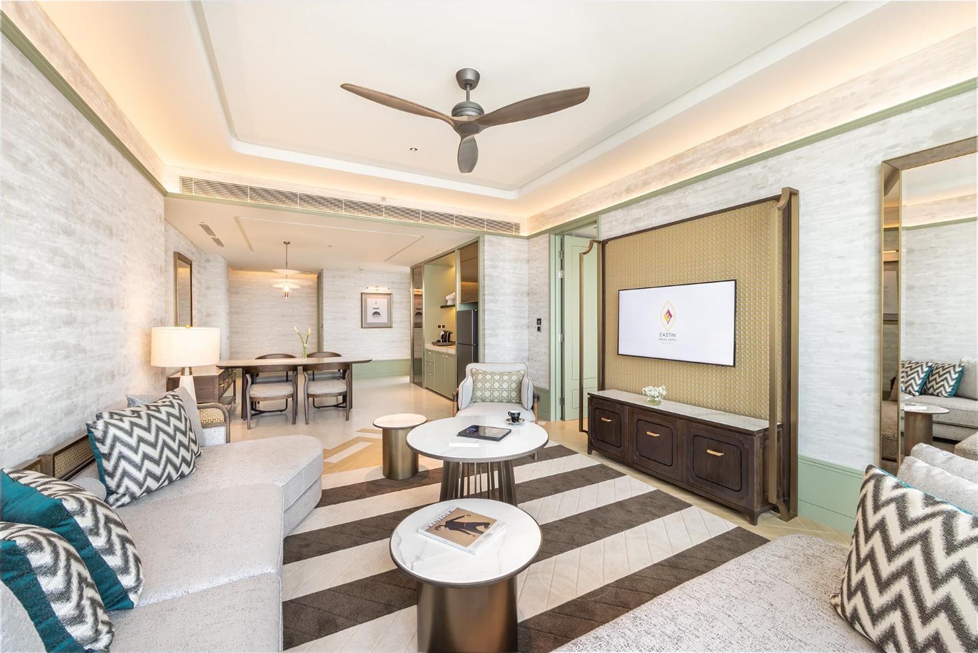 Premium Two Bedroom Suite Lounge Access