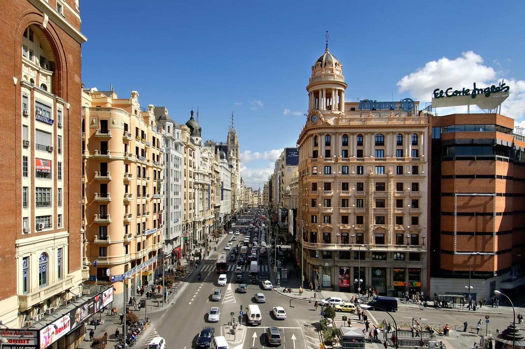 Deluxe Double Room Gran Via Views
