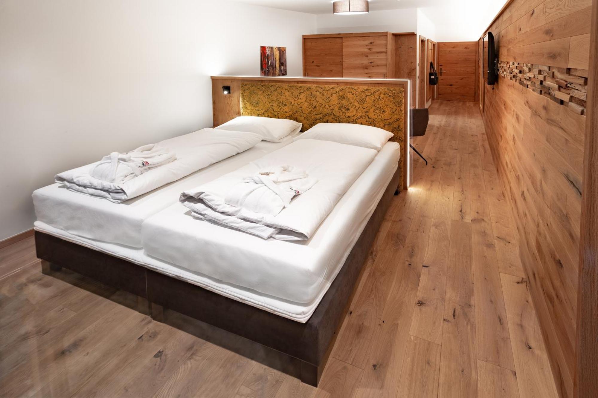 Comfort Double Room Extra Bed