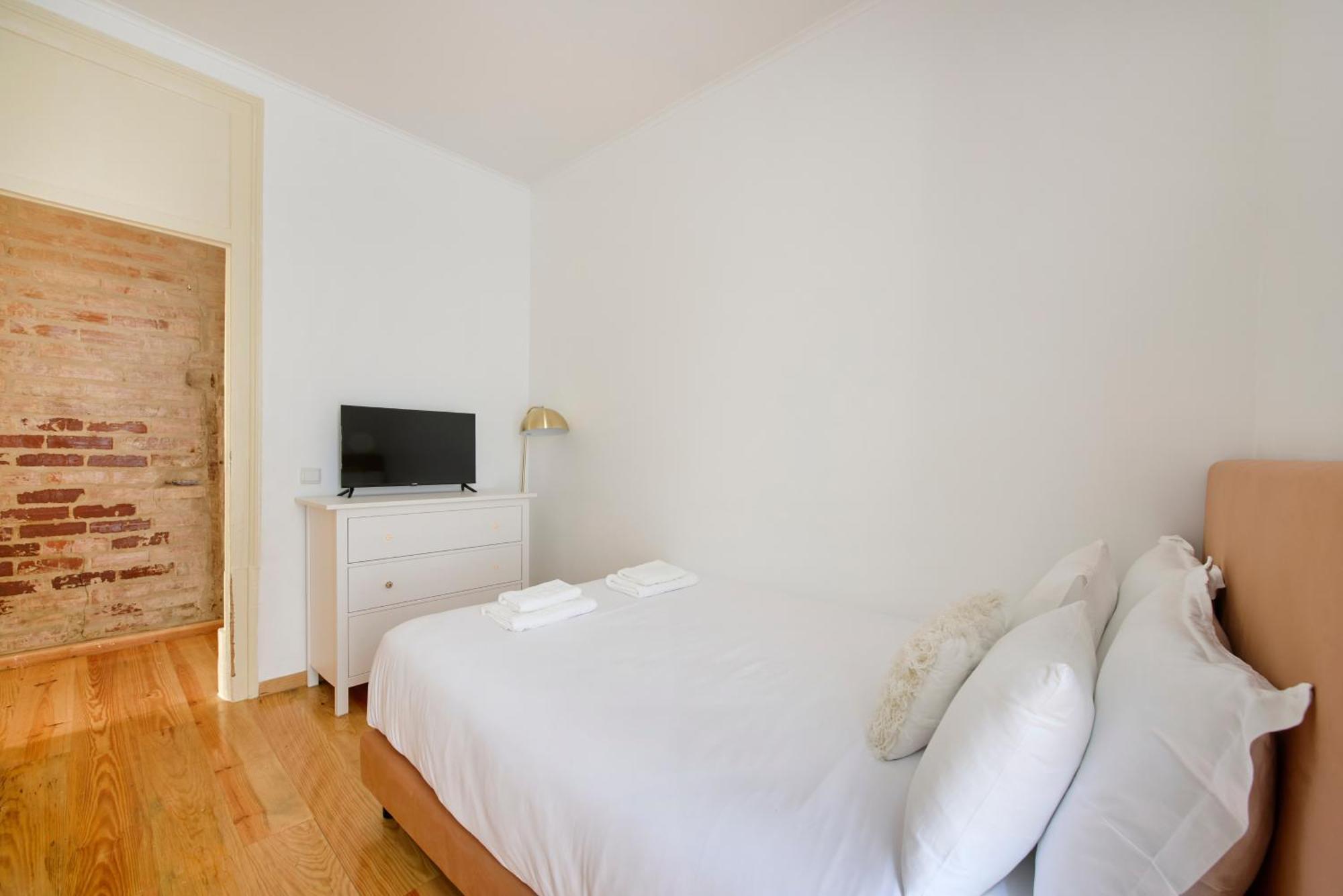 Standaard Tweepersoonskamer met Gedeelde Badkamer