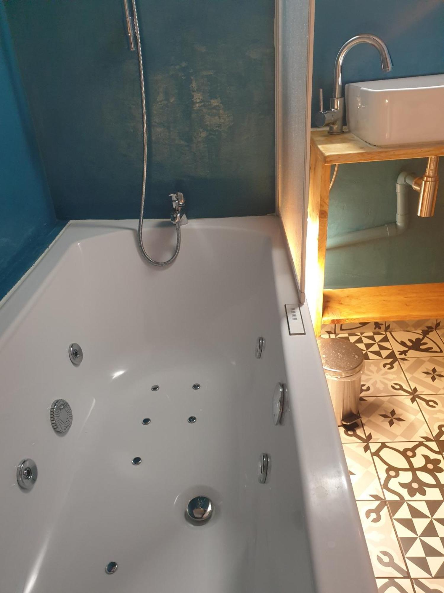 Tweepersoonskamer met Eigen Badkamer