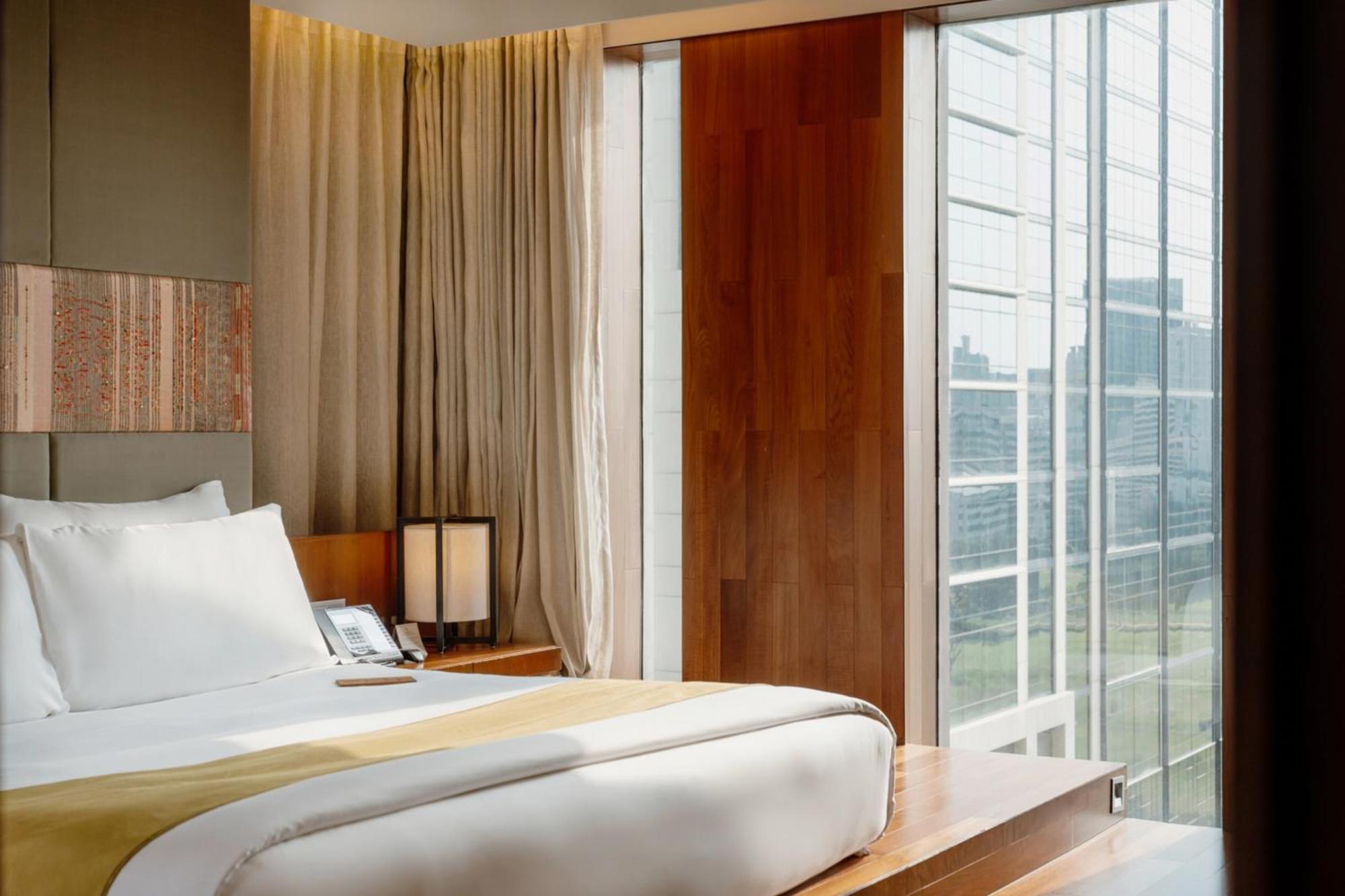 Vertigo Suite