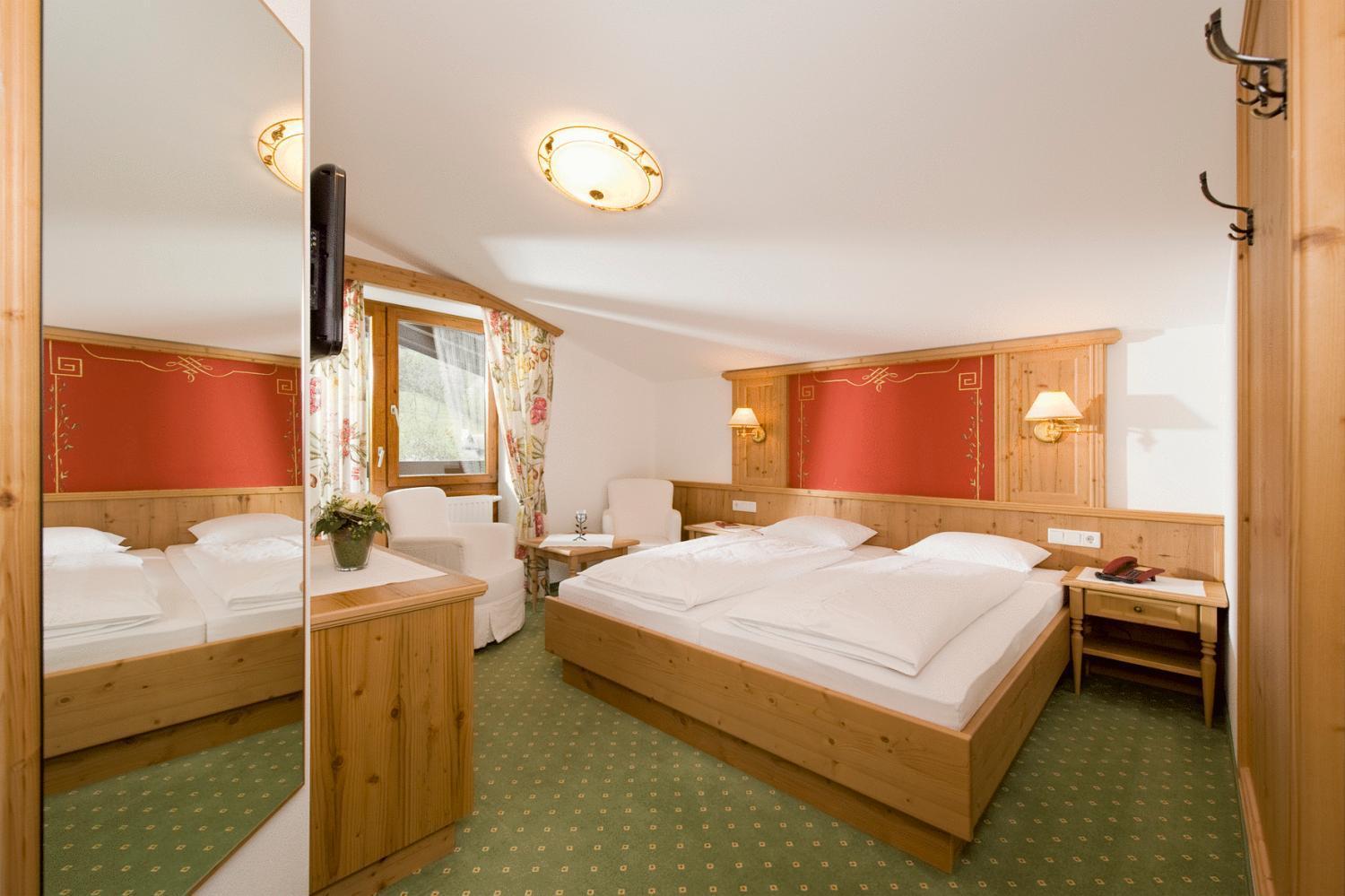 Double Room Mountain View Main Building
